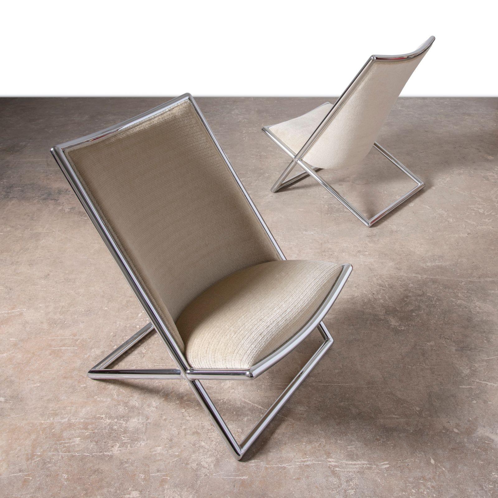 Americano Pair of Ward Bennett Scissor Lounge Chairs in Chrome with Original Taupe Mohair in vendita