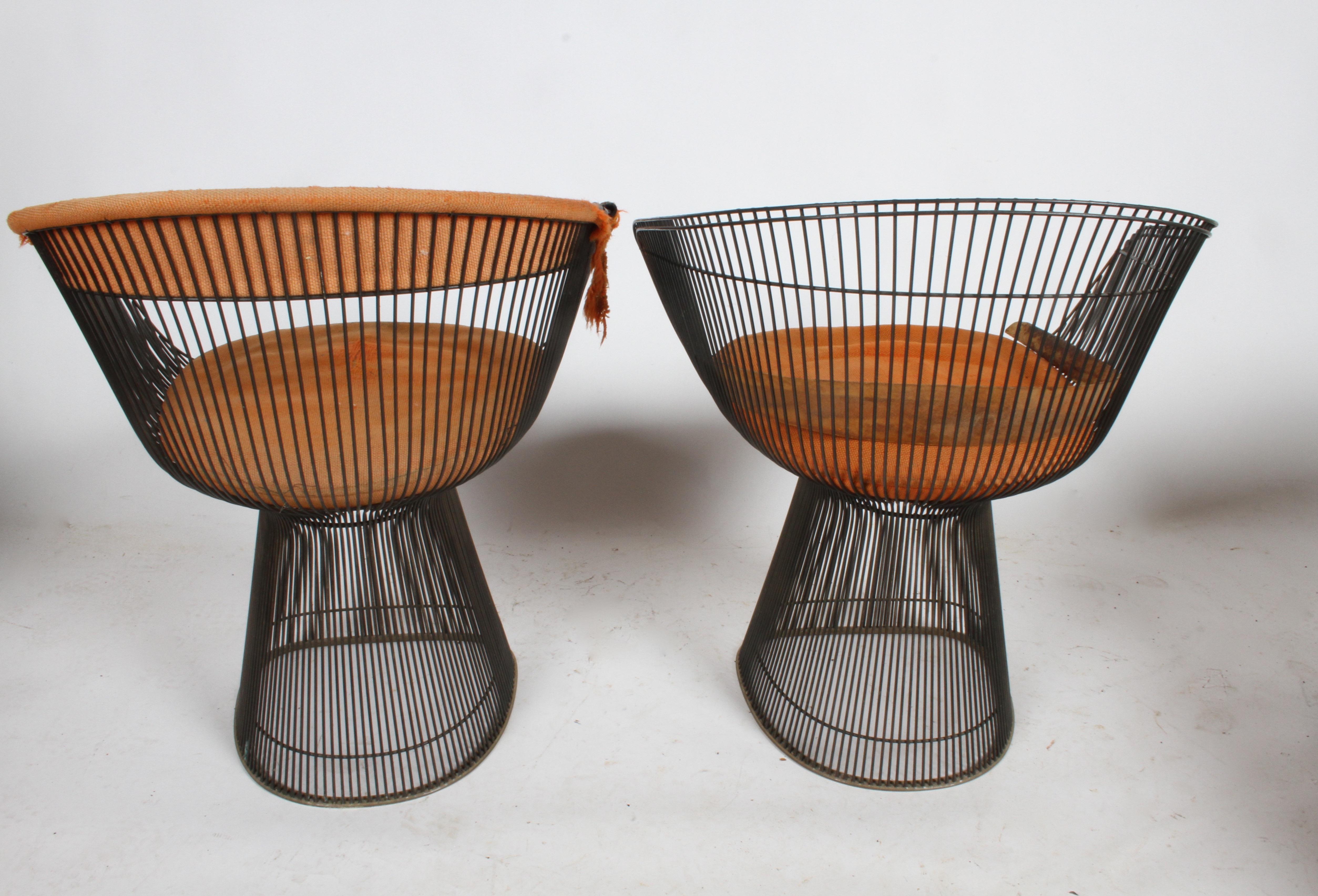 Paar Warren Platner Bronze Dining Chair für Knoll:: restaurierungsbedürftig (Mitte des 20. Jahrhunderts)