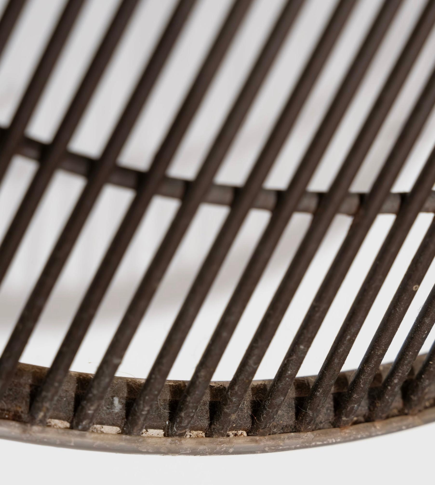 Paar Warren Platner-Loungesessel mit Bronze-Finish im Zustand „Gut“ im Angebot in Palm Springs, CA
