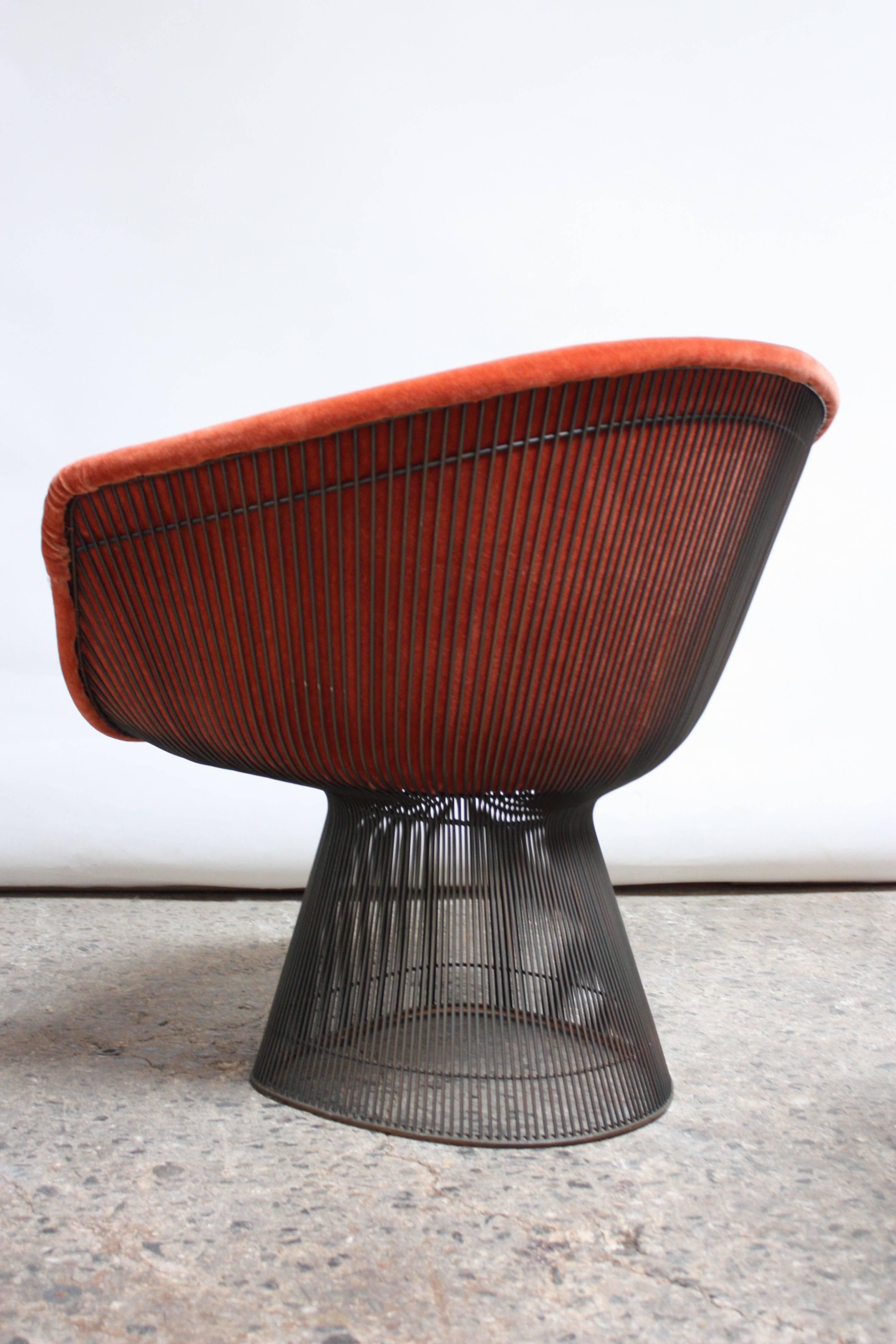 Pair of Warren Platner for Knoll Bronze and Mohair Lounge Chairs with Side Table 1