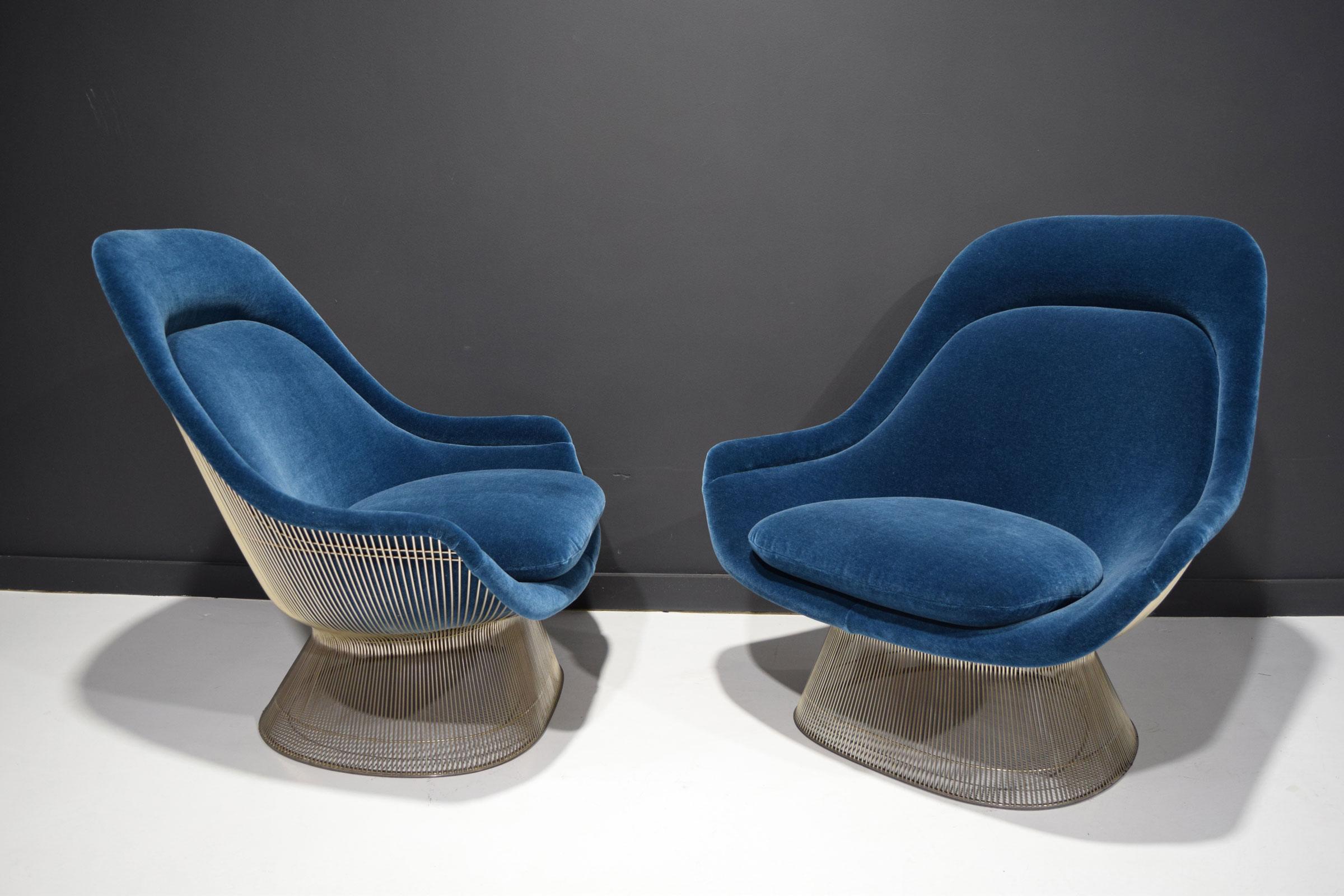 Pair of Warren Platner for Knoll Easy Chairs in Blue Mohair For Sale 1