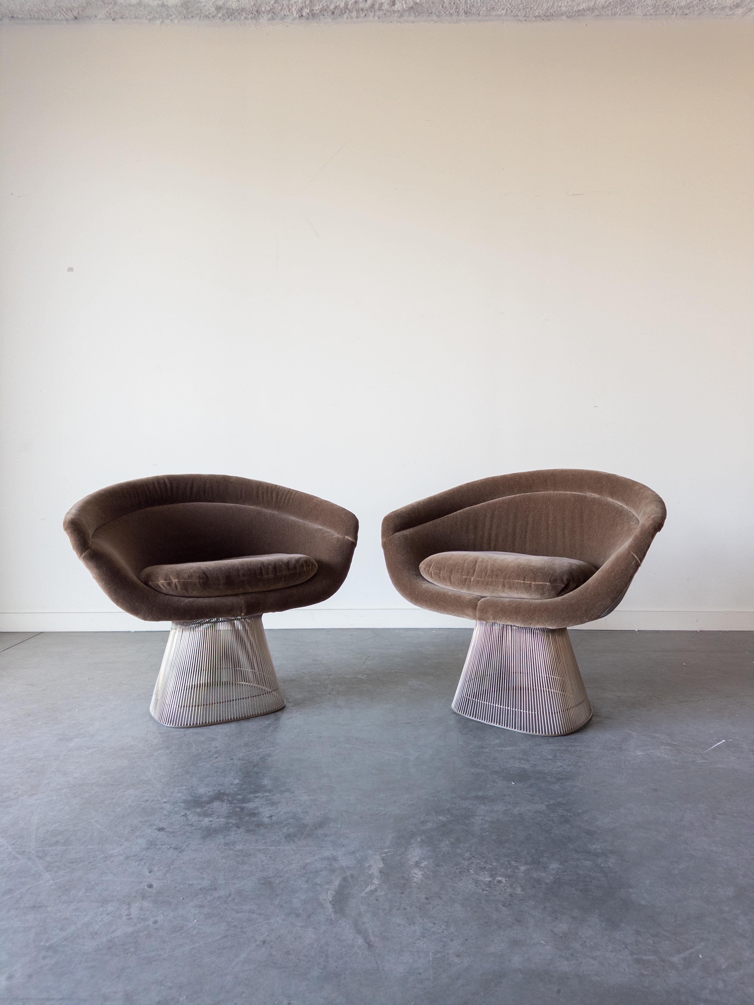 Warren Platner Lounge Chair for Knoll International.
reupholstered in a Brown Mohair, nickel frame.

The Platner Collection (1966) reflects his belief that there’s room in modernism “for the kind of decorative, gentle, graceful design that appeared