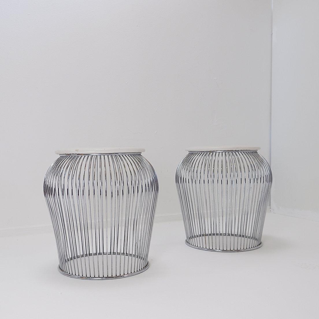 Pair of Warren Platner style wire stools - 1970s For Sale 1
