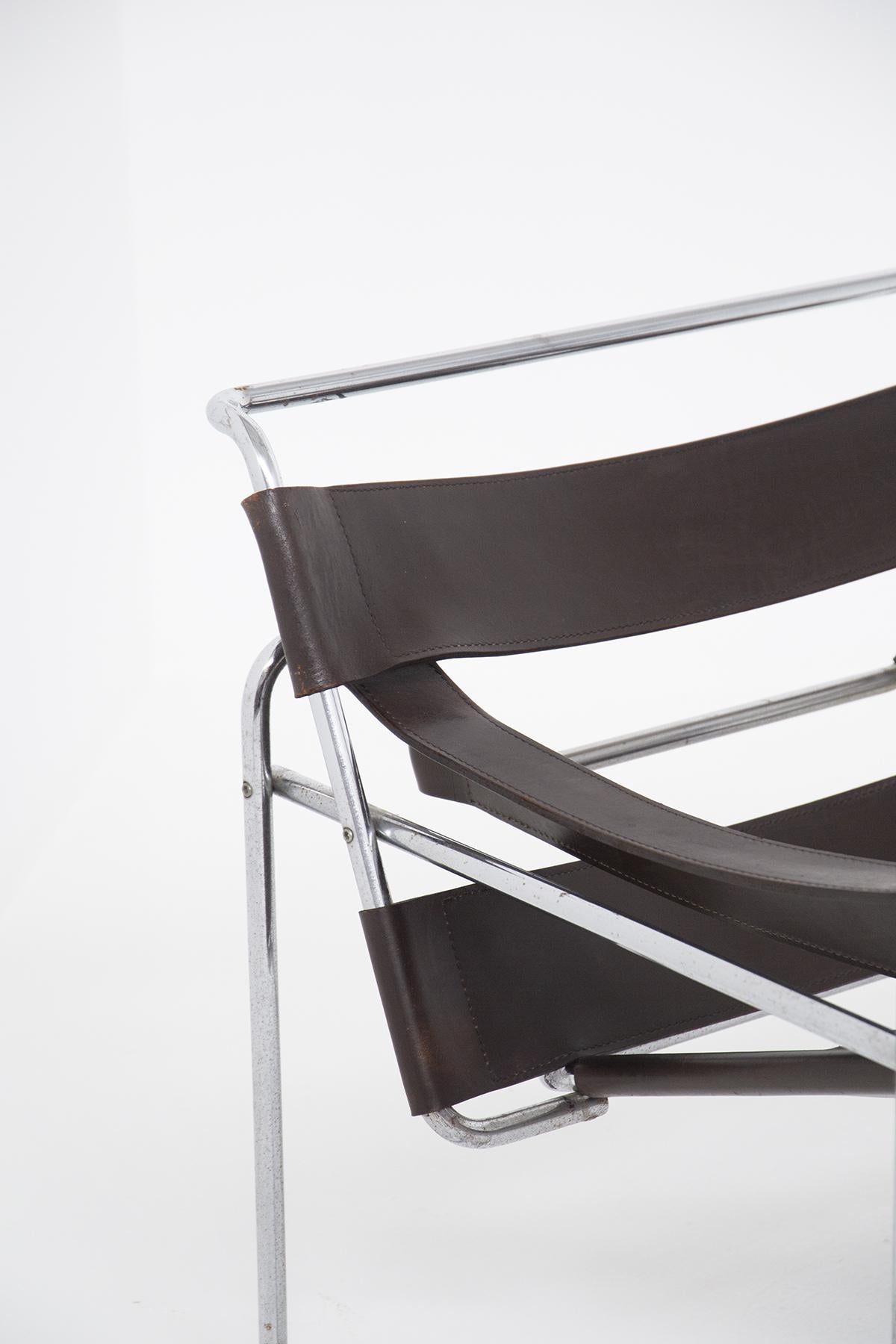 Pair of Wassily Model B3 Lounge Chairs by Marcel Breuer for Gavina, 1970s In Good Condition In Milano, IT