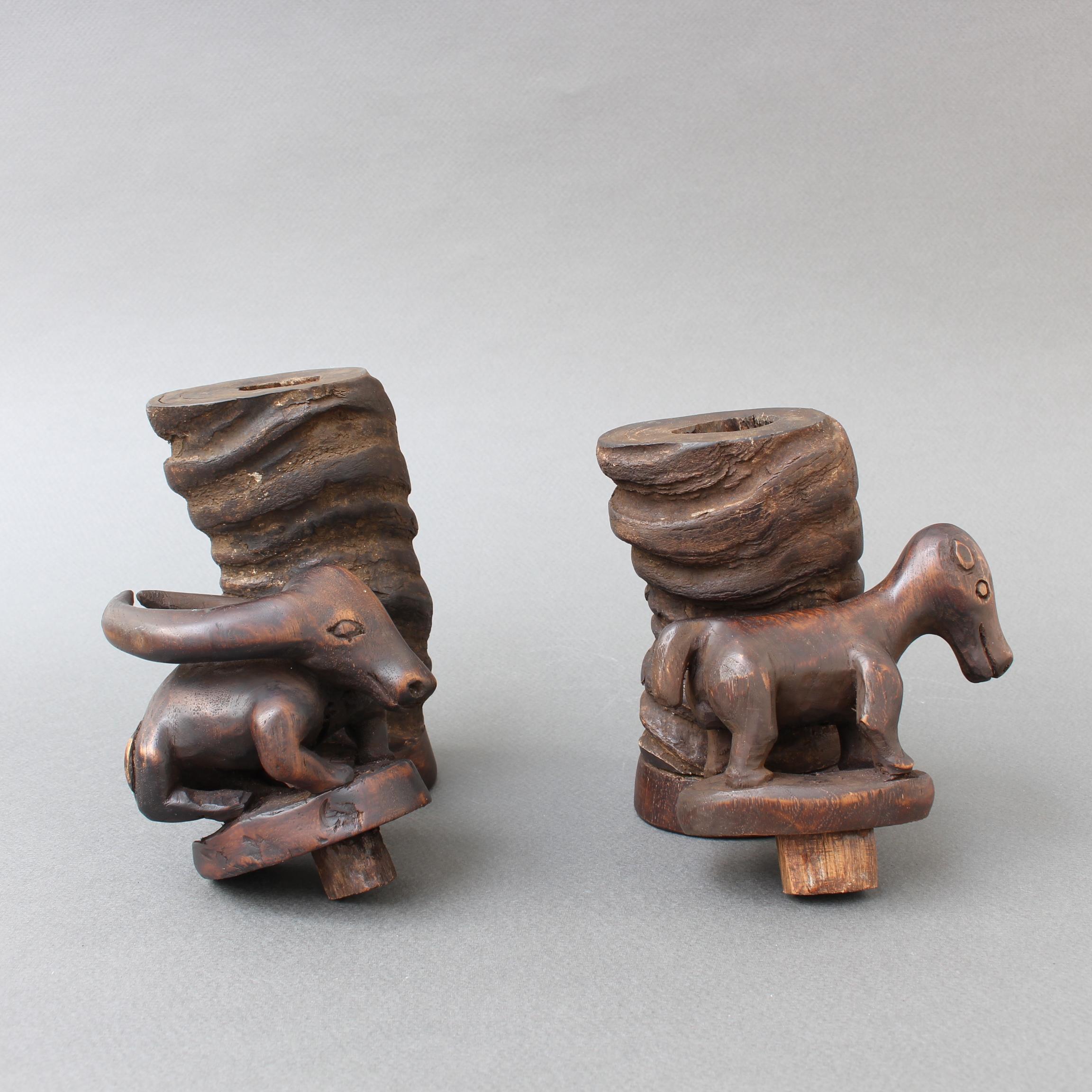Pair of Water Buffalo Horn and Wood Lime Powder Holders for Betel Nut from Timor For Sale 2
