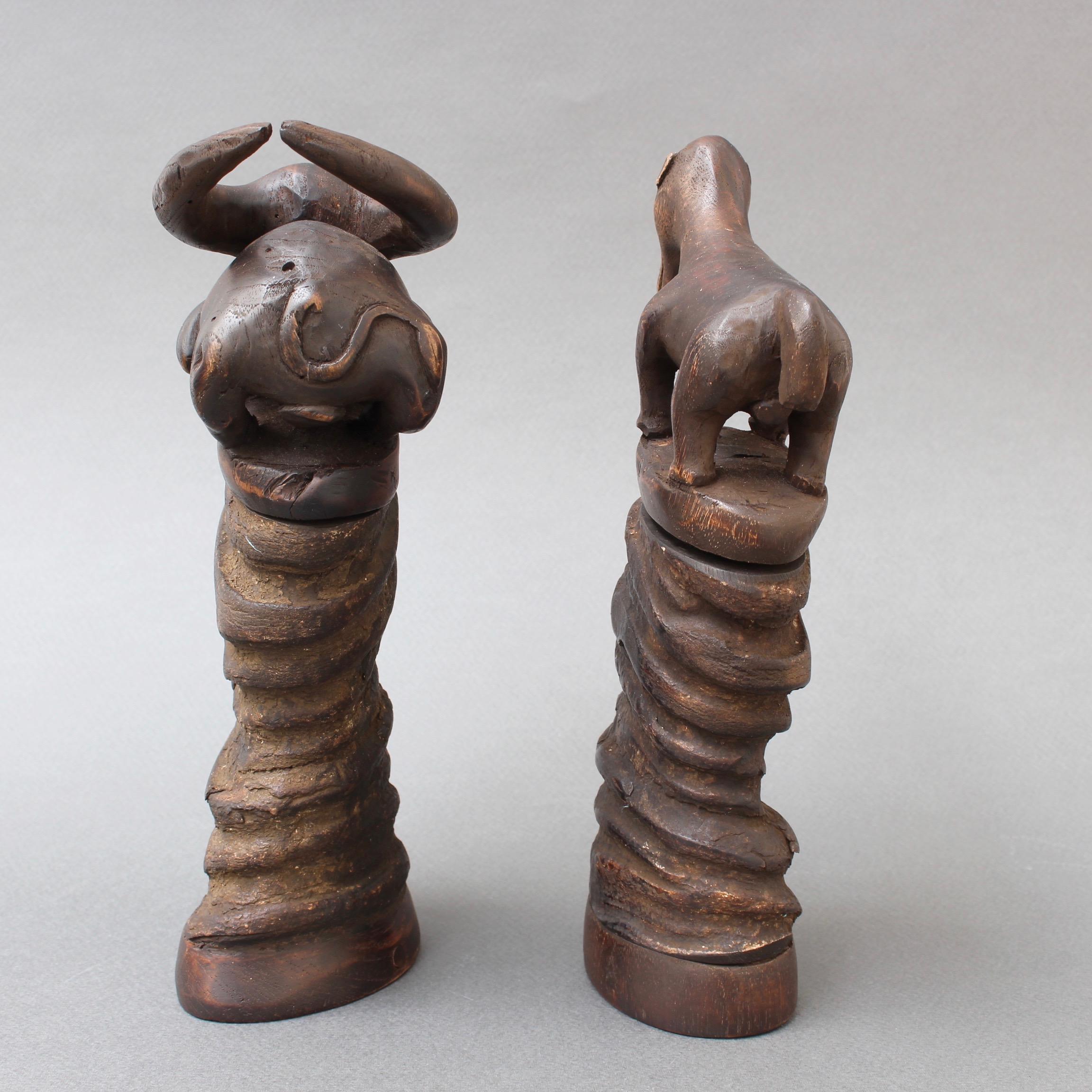 Indonesian Pair of Water Buffalo Horn and Wood Lime Powder Holders for Betel Nut from Timor For Sale