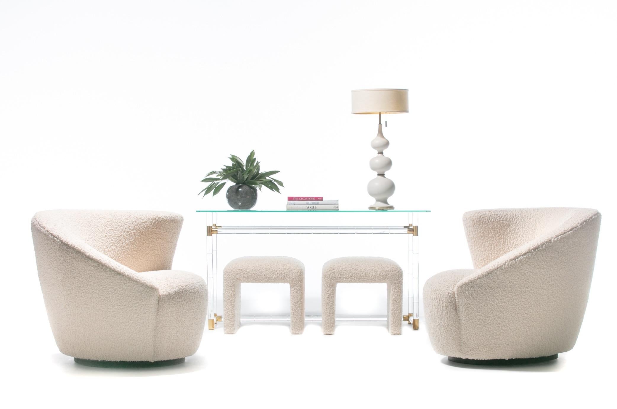 boucle waterfall bench