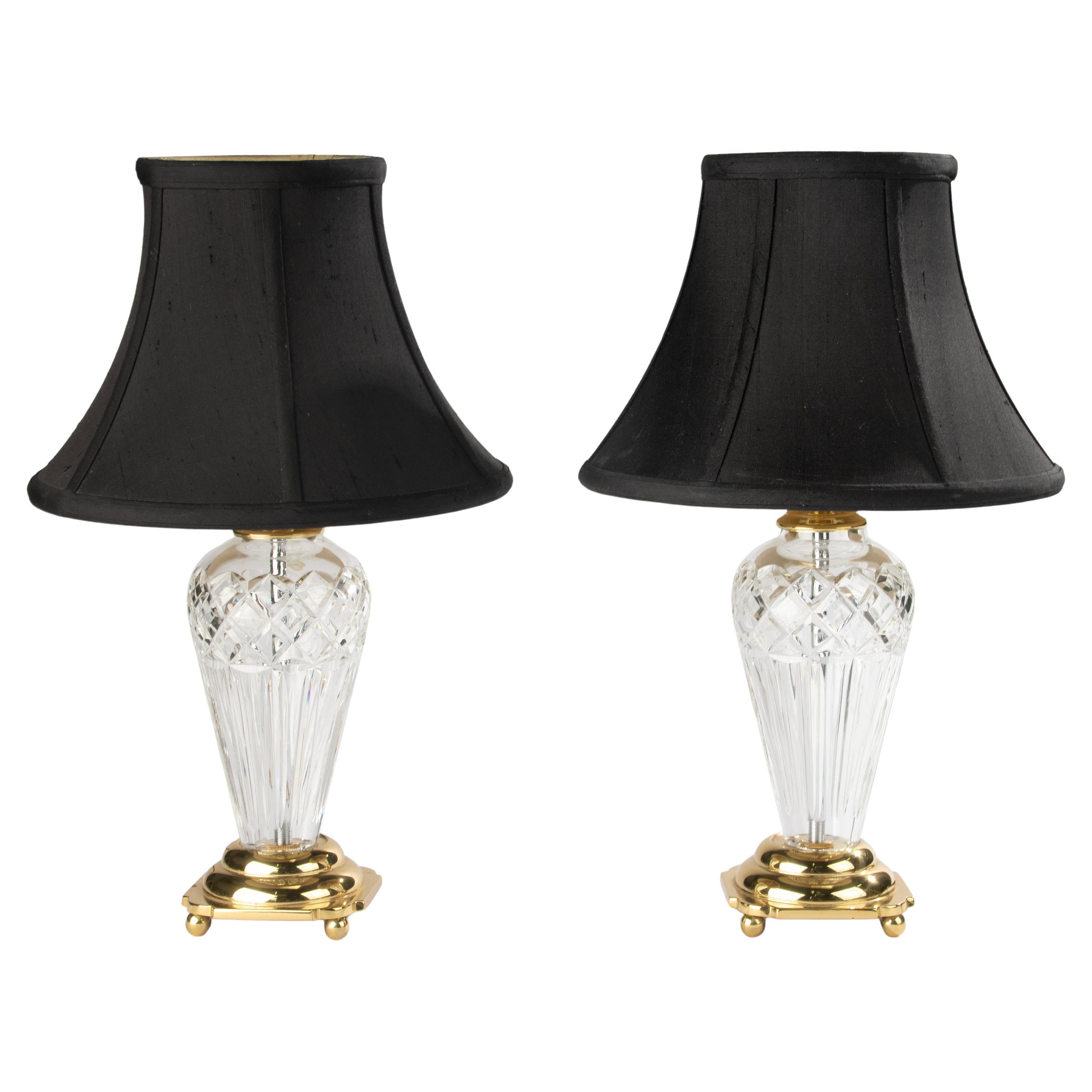 Coppia di lampade da tavolo in Waterford Crystal con paralumi, anni '90 - Model No. in vendita