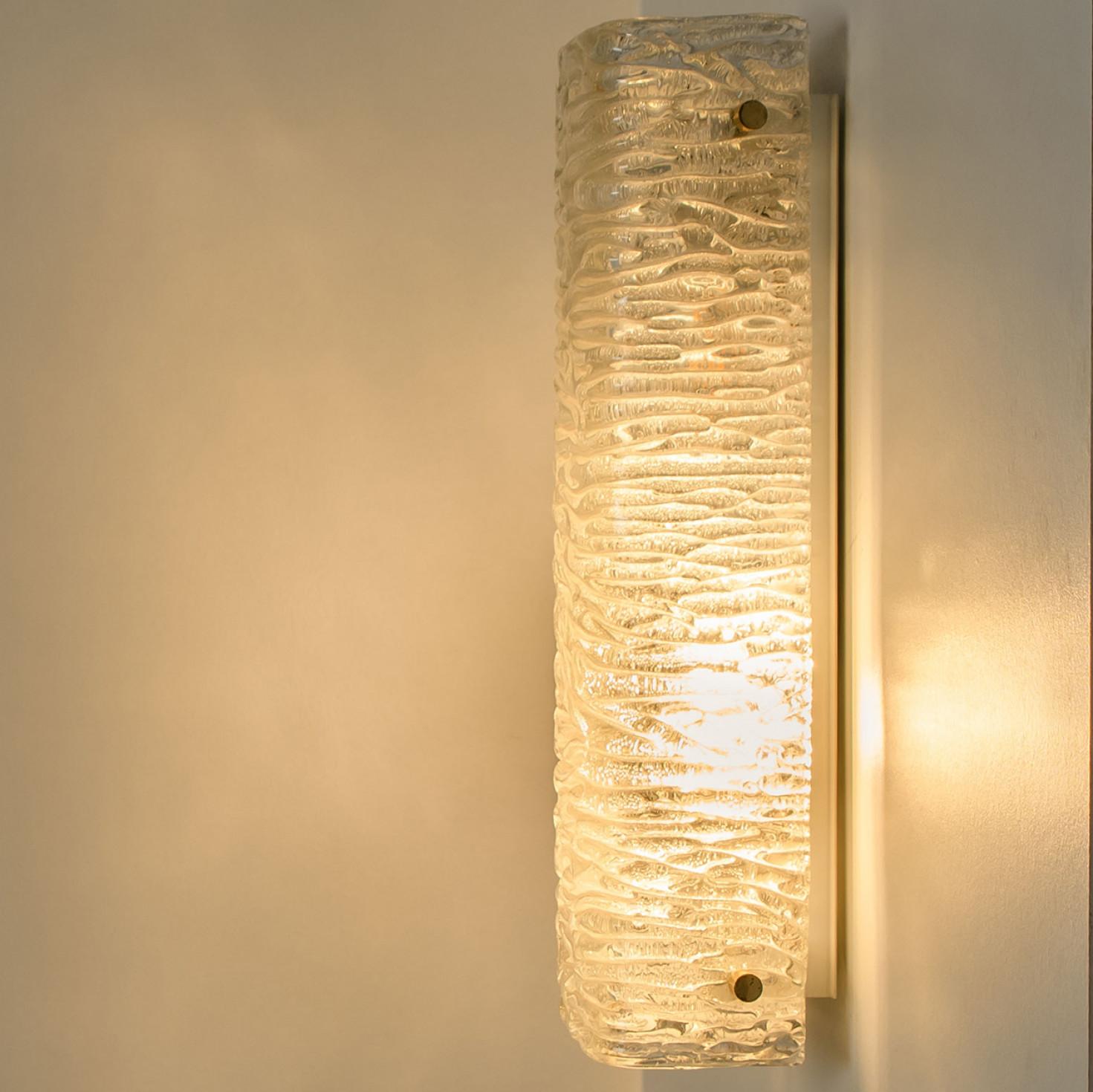Pair of Wave Glass Gold Wall Light Kalmar, 1970s In Good Condition For Sale In Rijssen, NL