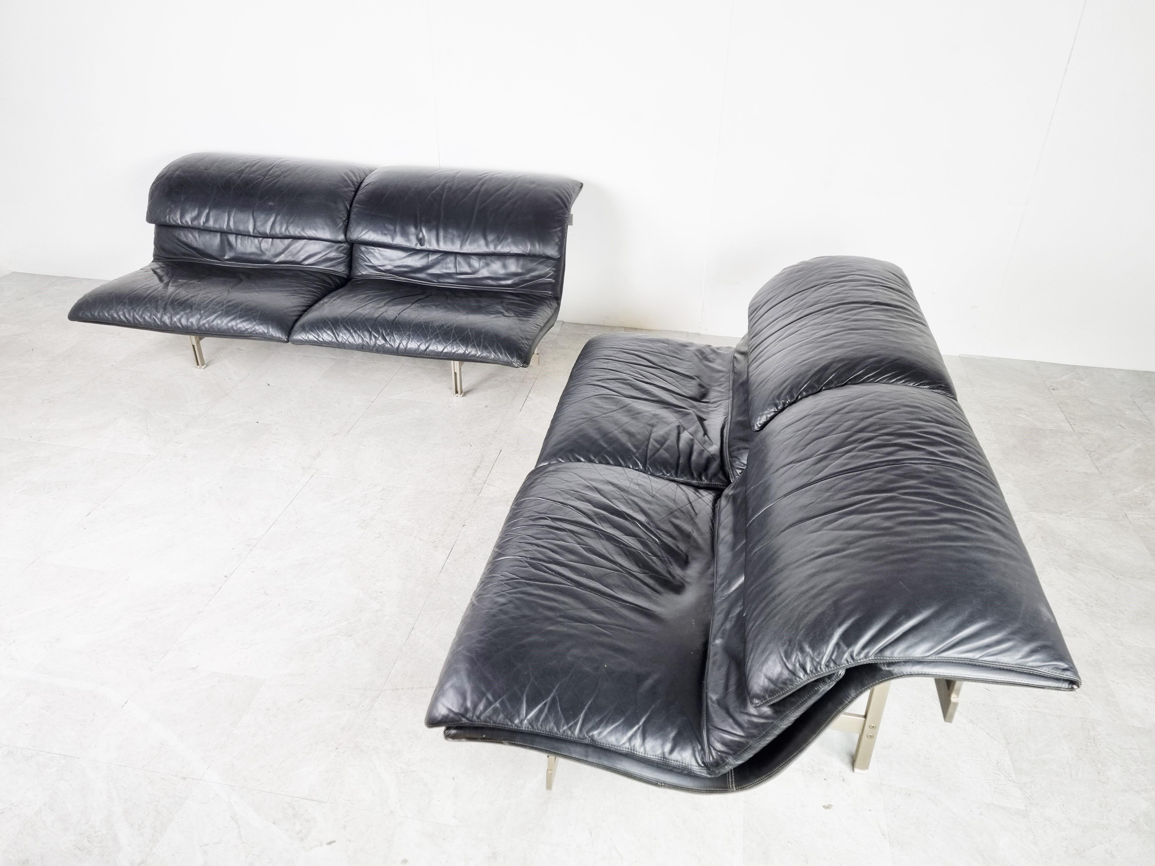 Italian Pair of Wave Sofas by Giovanni Offredi for Saporiti, 1970s