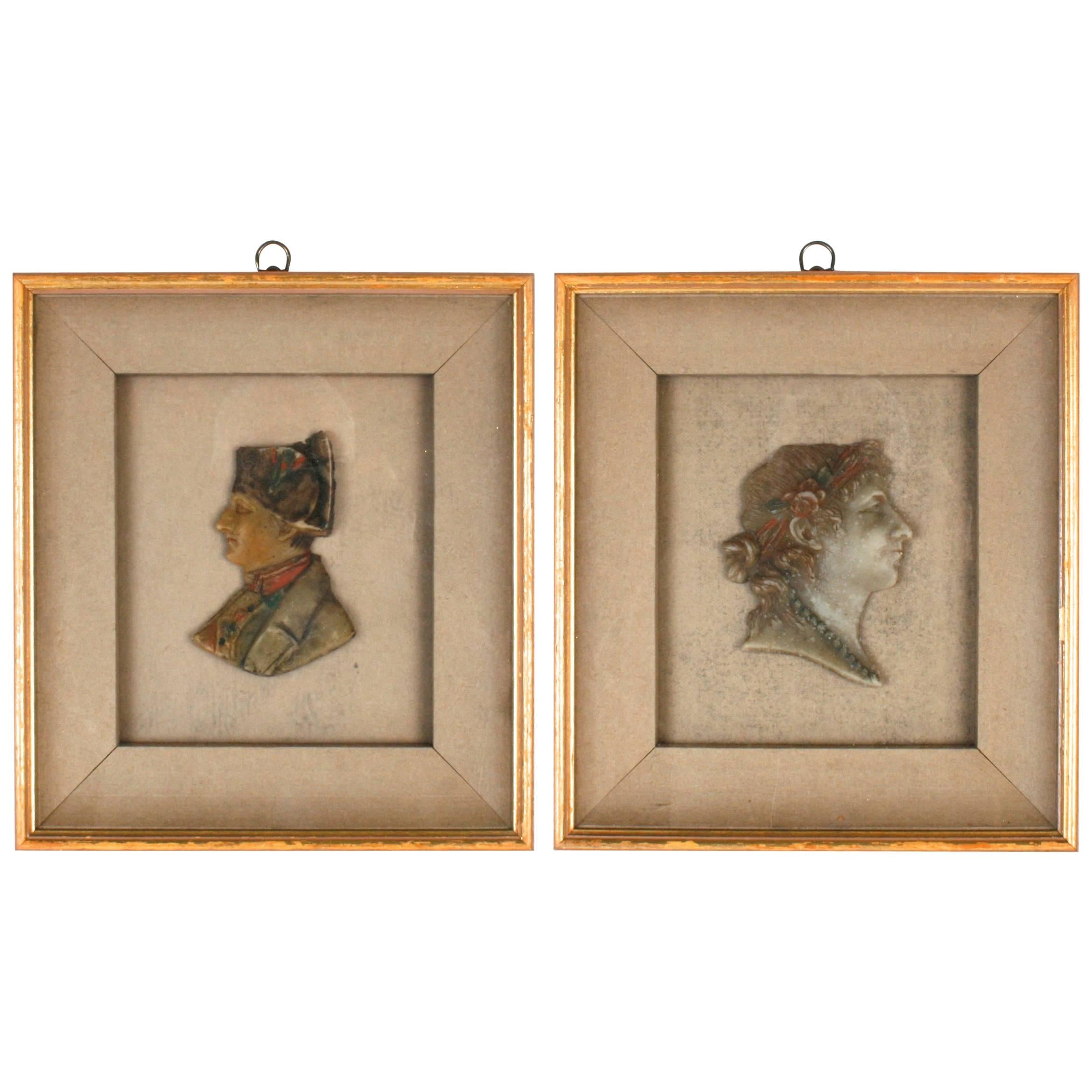 Paire de reliefs en cire attribués à Pierre-Phillips Thomire de Napoléon et Josephine en vente