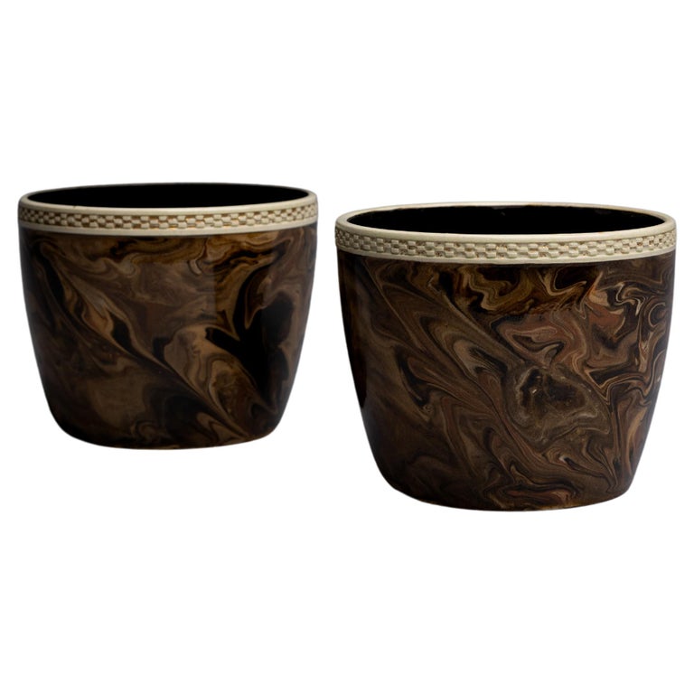 Pair of Wedgwood and Bentley Agate Plant Pots For Sale at 1stDibs