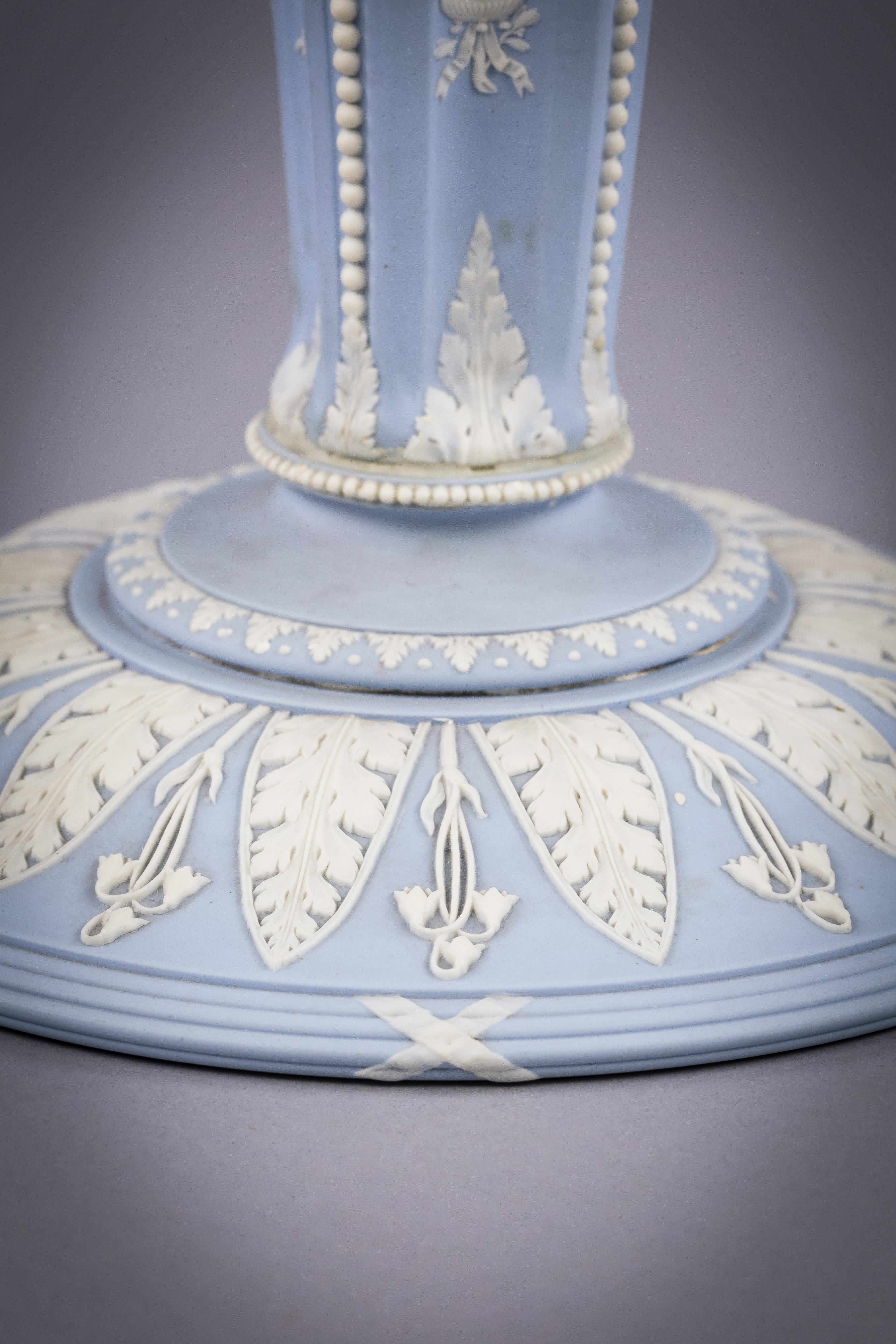 English Pair of Wedgwood Compotes, circa 1875 For Sale