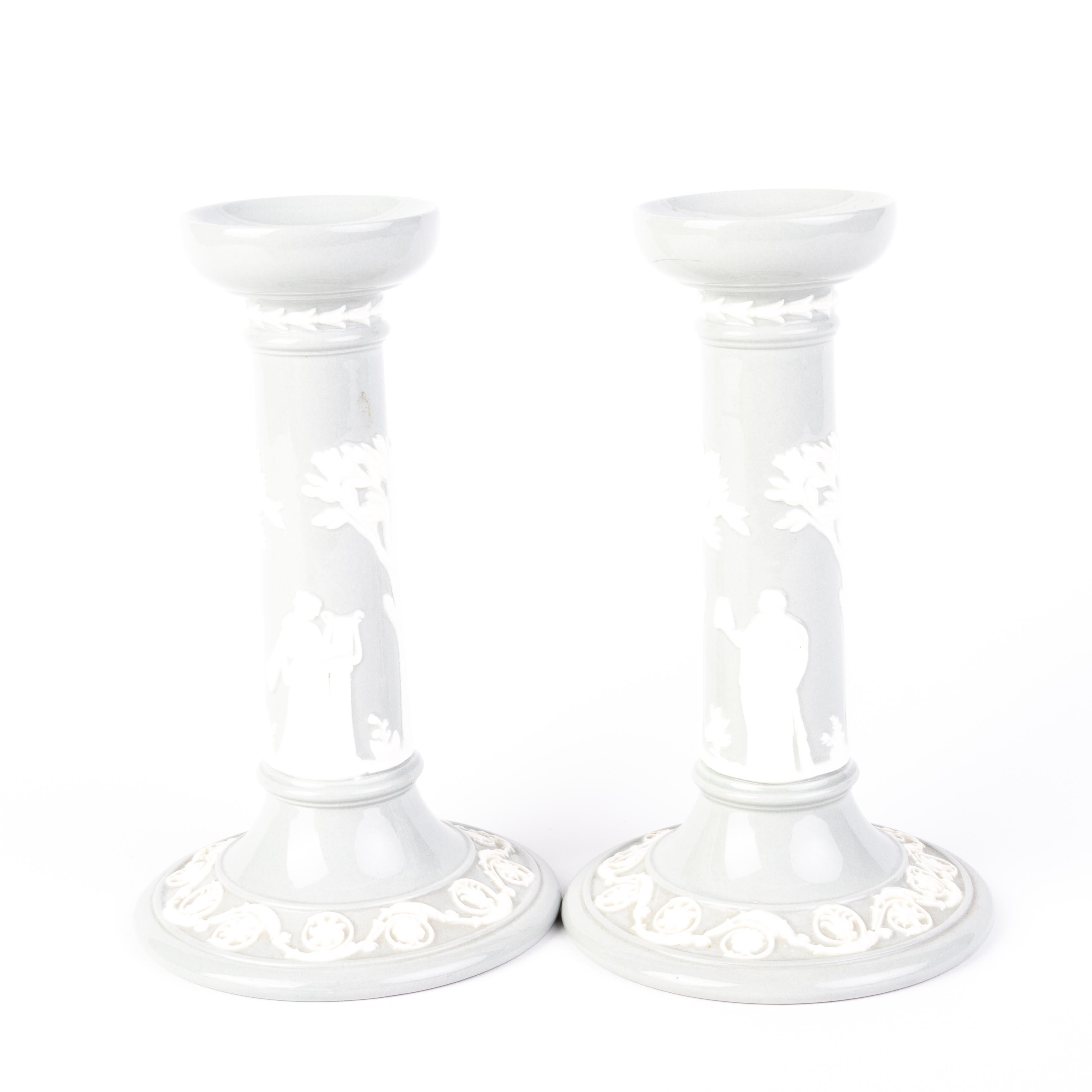 Pair of Wedgwood Queens Ware Neoclassical Cameo Candlesticks  In Good Condition In Nottingham, GB