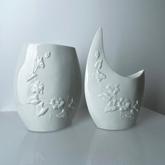 Paire de vases décoratifs en porcelaine Wegner-Apel