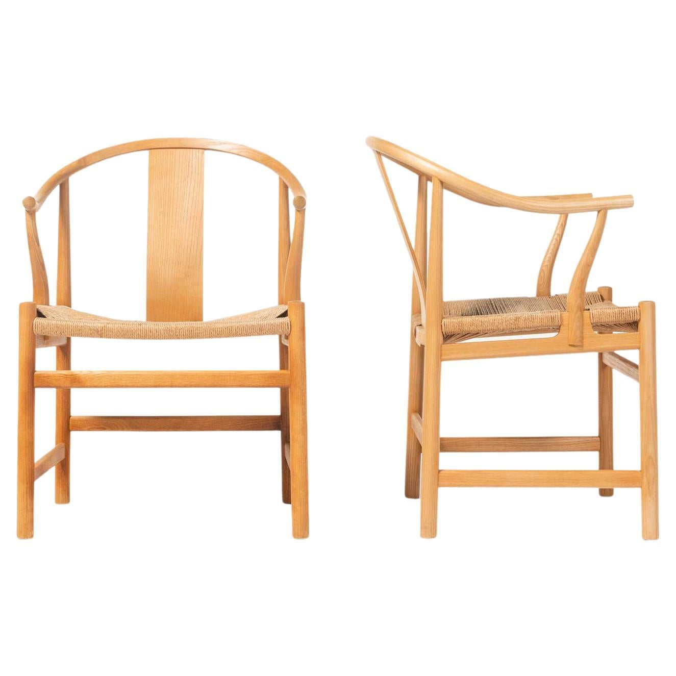 Paire de chaises chinoises Wegner PP66 pour PP Mobler en chêne et cordon papier en vente