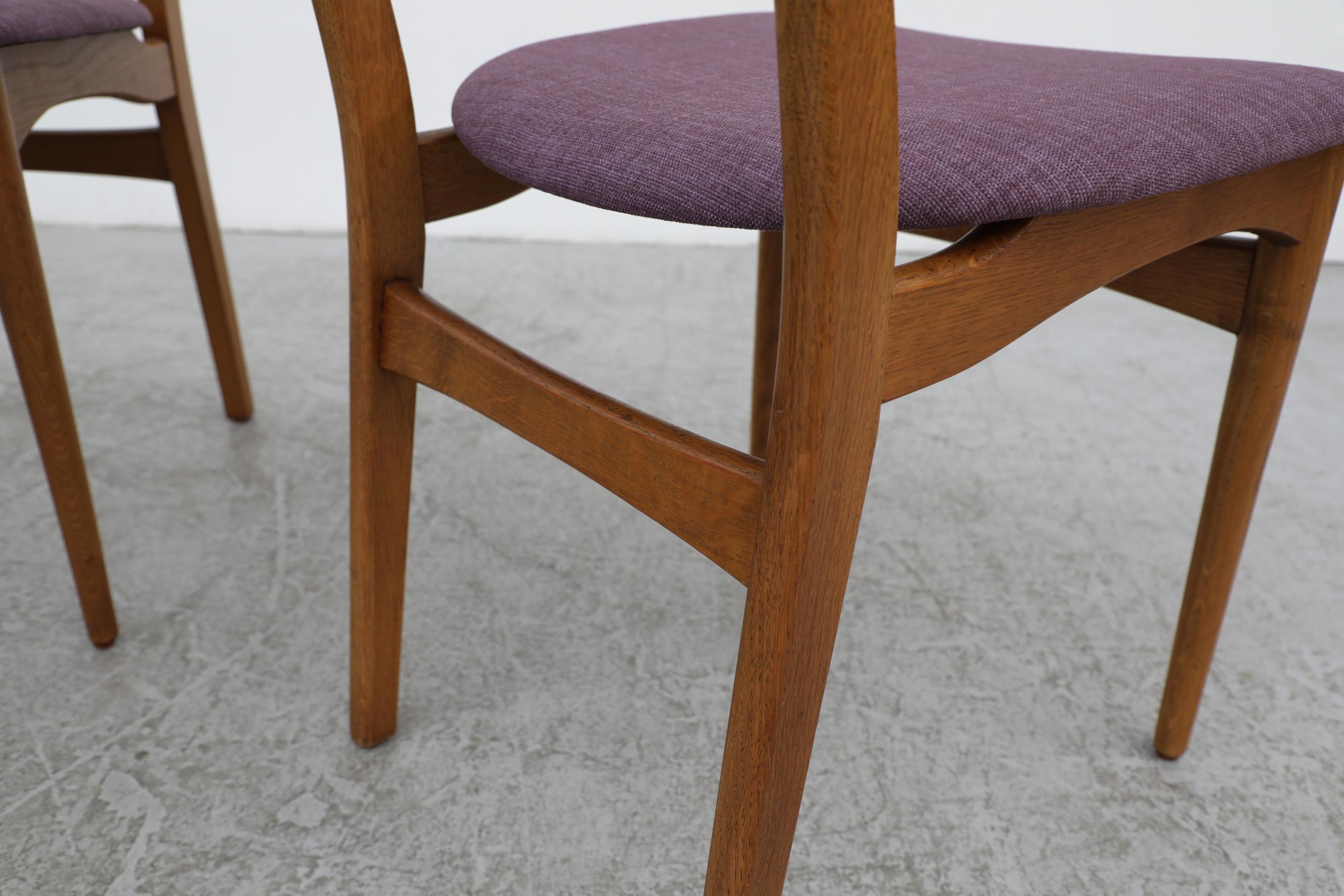 Pair of Wegner Style Dining Chairs 9