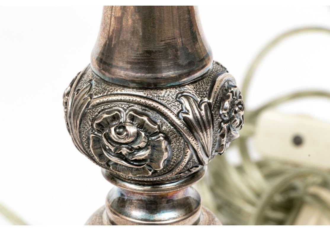 Paire de chandeliers de buffet en argent sterling lesté avec abat-jour en vente 6