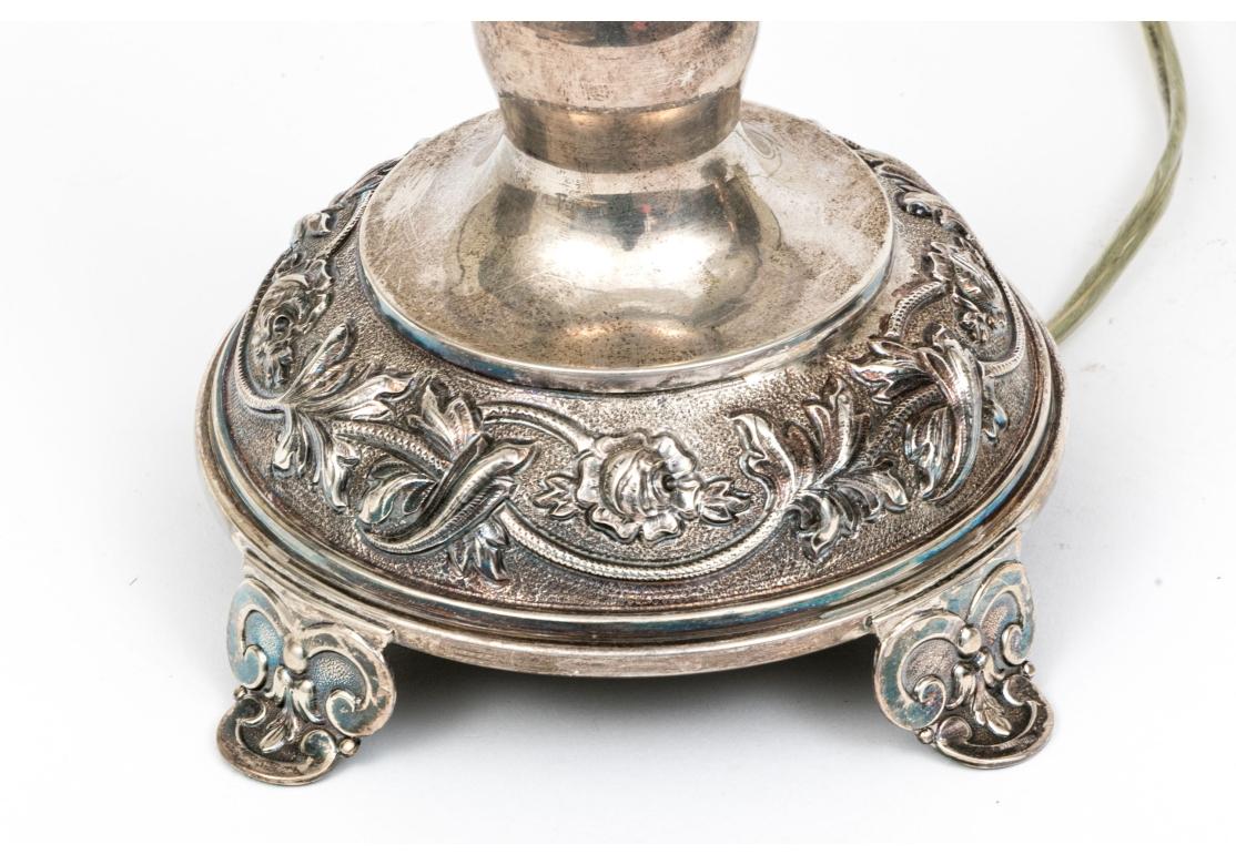 Paire de chandeliers de buffet en argent sterling lesté avec abat-jour en vente 7