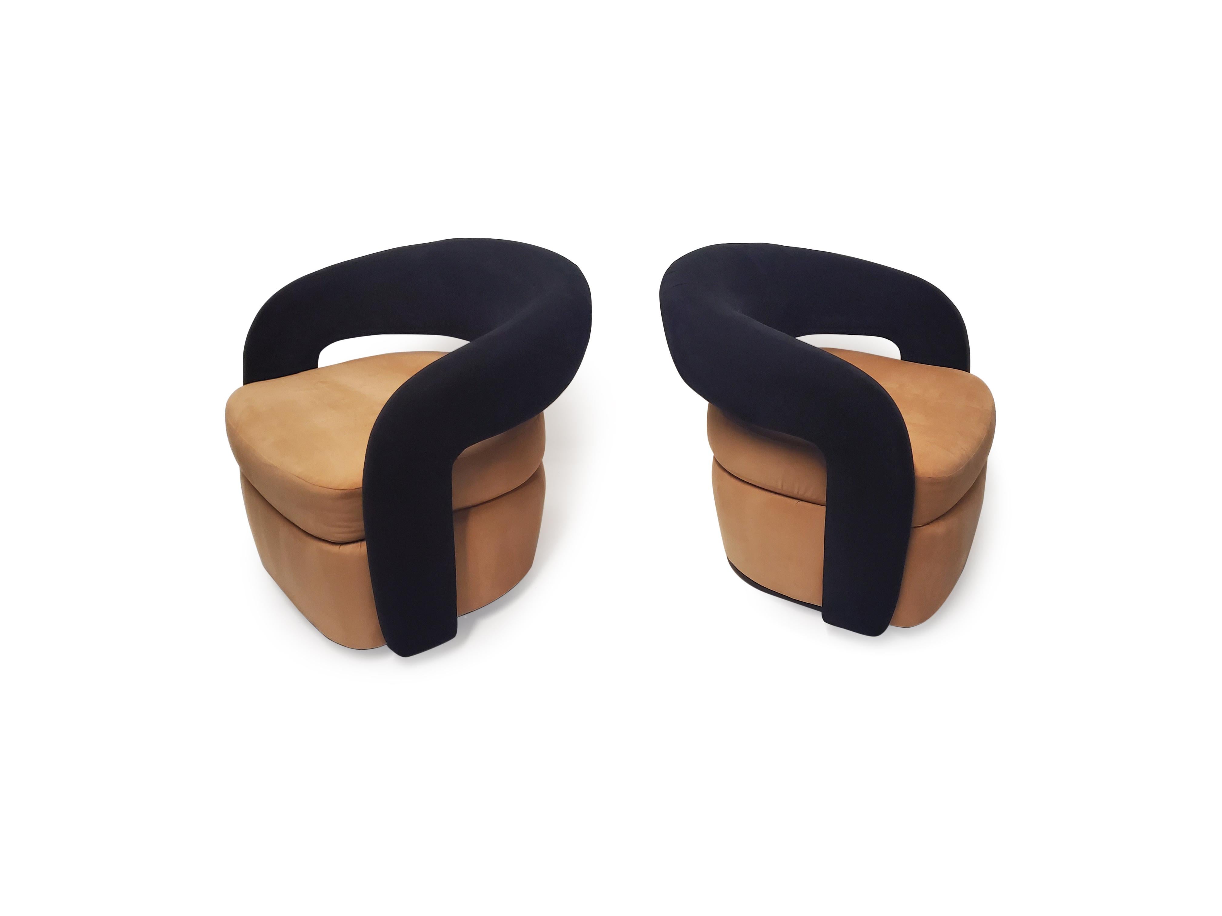 Modern Pair of Weiman 'Targa' Swivel Lounge Chairs