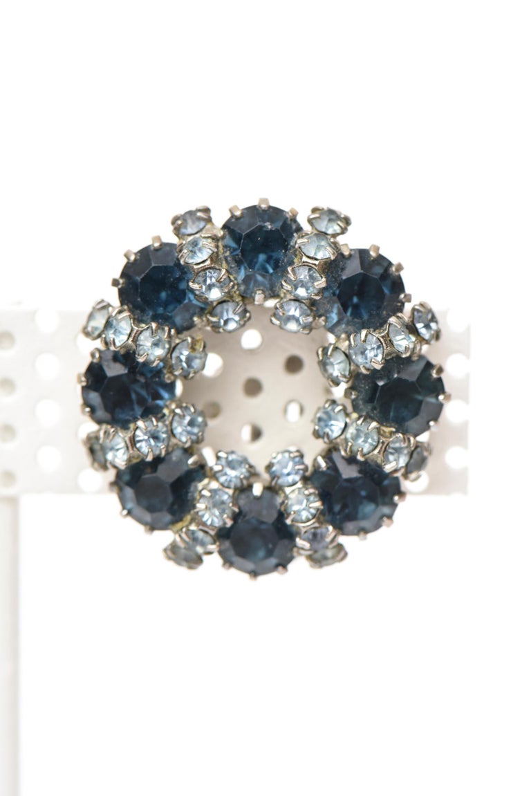 Pair of Weiss Signed Glass and Rhinestone Clip On Earrings Vintage For Sale at 1stDibs weiss