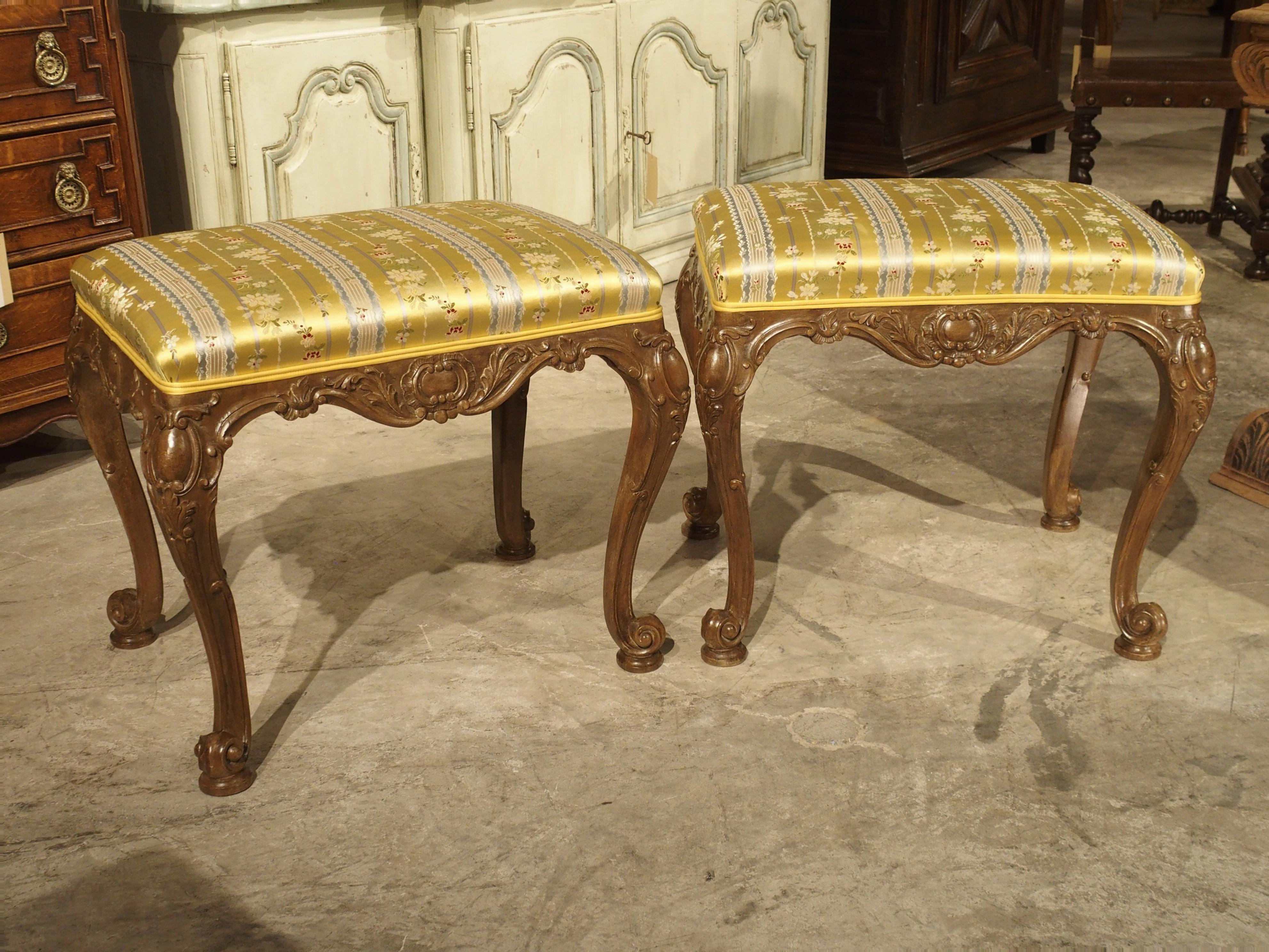 Pair of Well Carved French Louis XV Style Tabouret Stools with Silk Upholstery For Sale 9