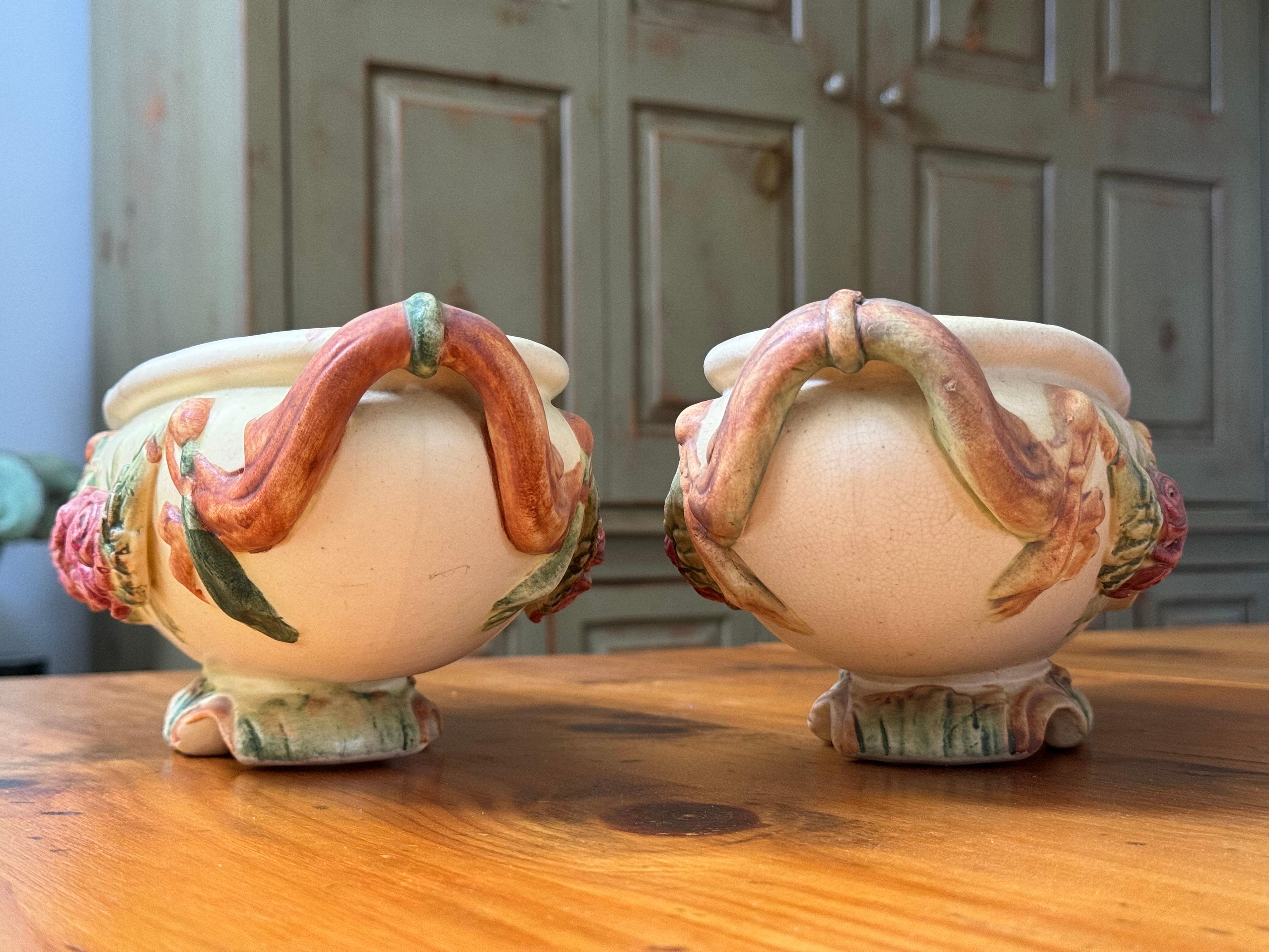 Paire de compotes ou jardinières Weller Roma Rose en vente 7