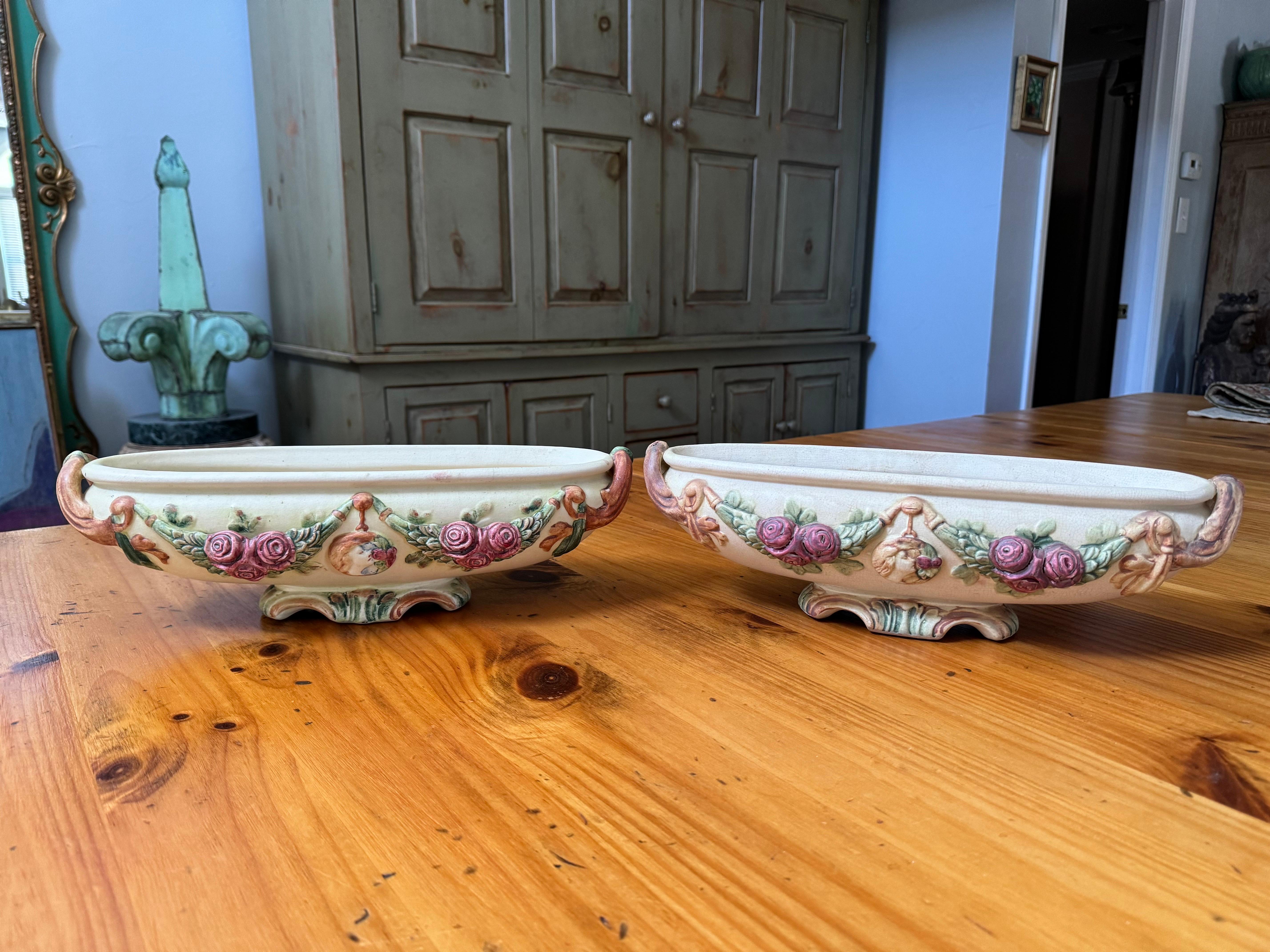 Vernissé Paire de compotes ou jardinières Weller Roma Rose en vente