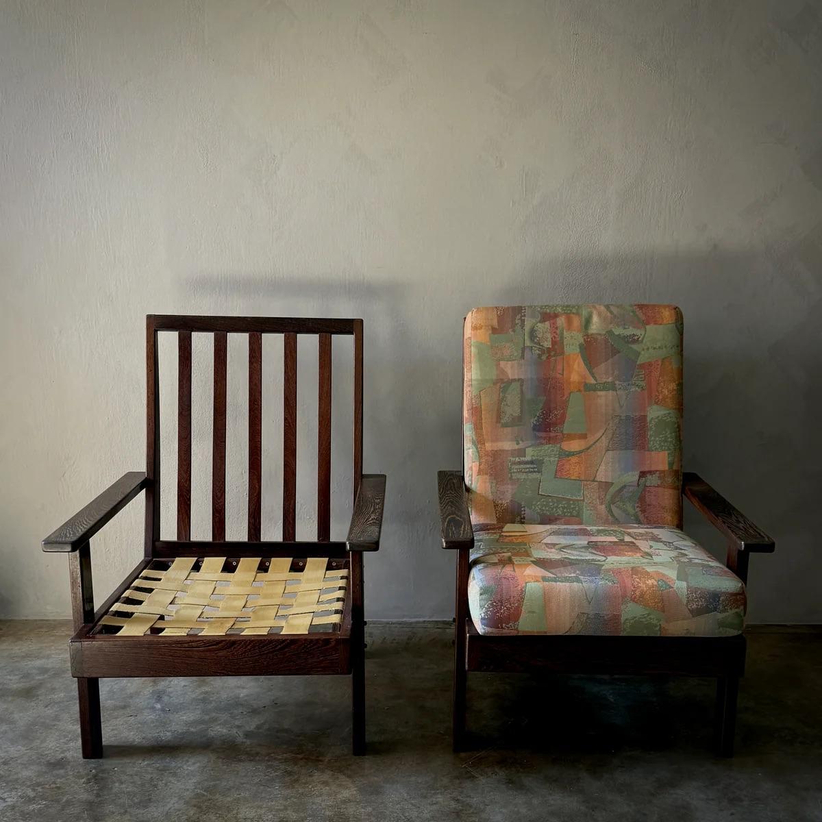 Paar Wenge Wood Arm Chairs (Niederländisch) im Angebot