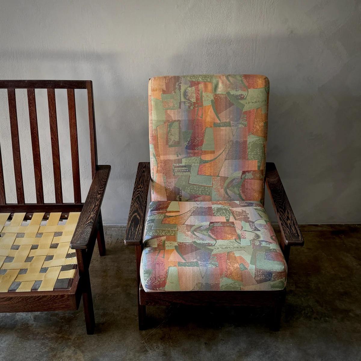 Paar Wenge Wood Arm Chairs (Wengé) im Angebot