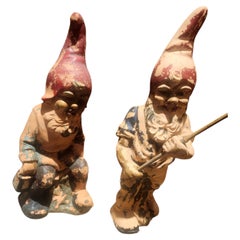 Paire de nains de jardin en terre cuite d'Allemagne de l'Ouest avec peinture d'origine partielle C 1960