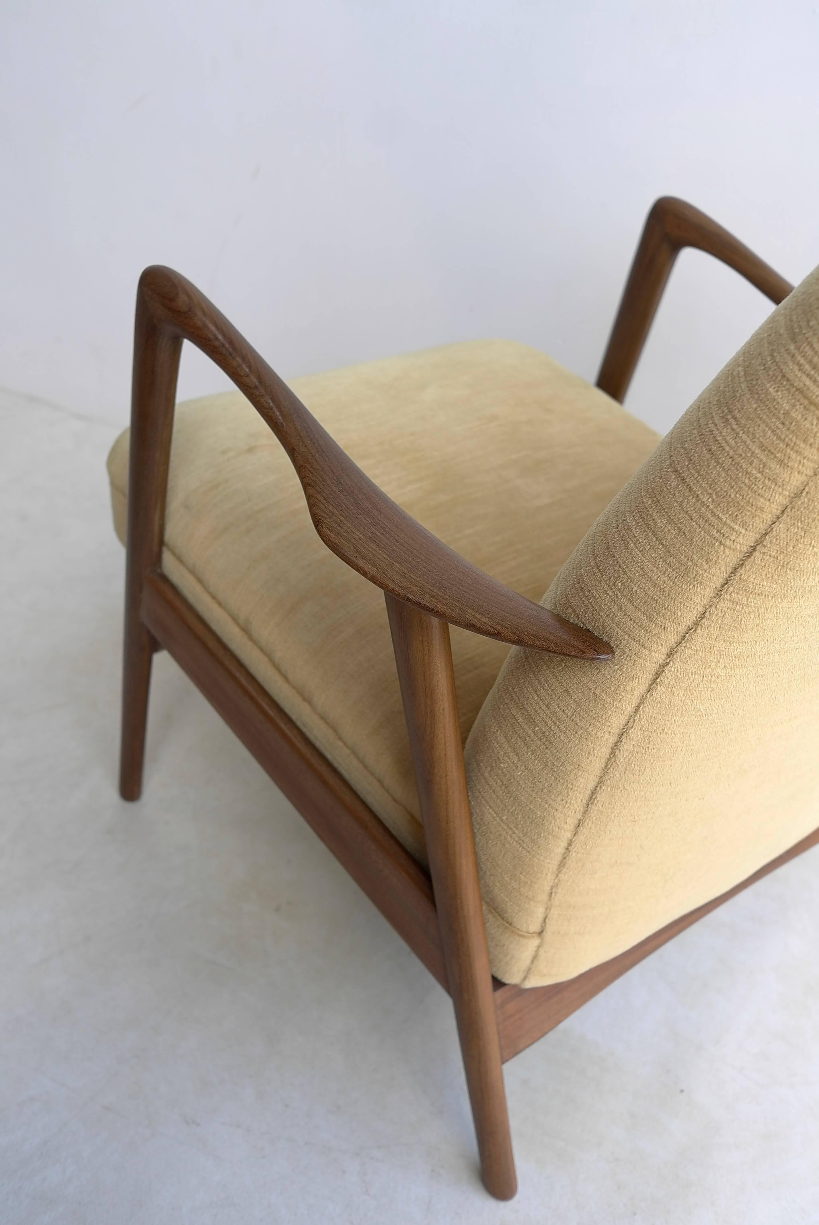 Mid-Century Modern Pair of Westnofa Recliner Lounge Chairs in Velvet,  by Ingmar Relling, Norway