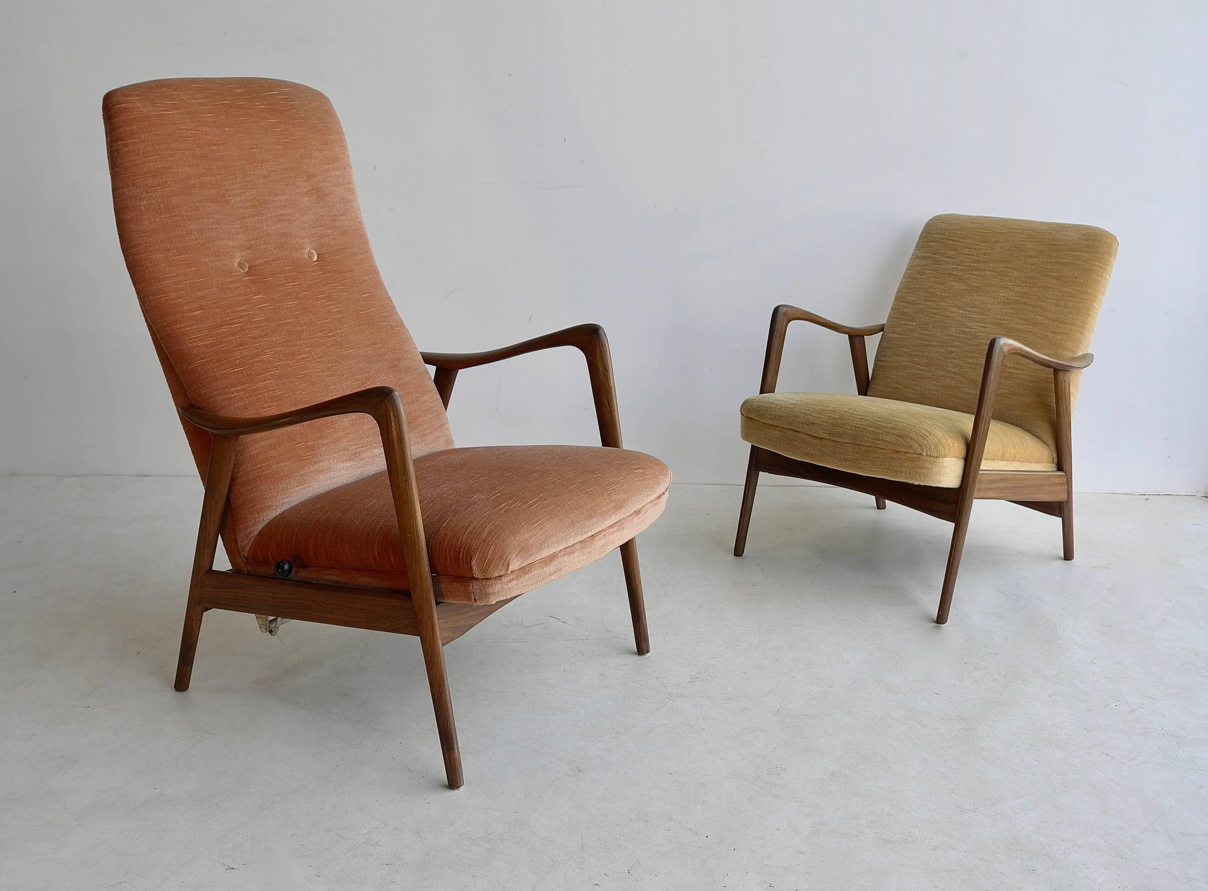 Mid-20th Century Pair of Westnofa Recliner Lounge Chairs in Velvet,  by Ingmar Relling, Norway