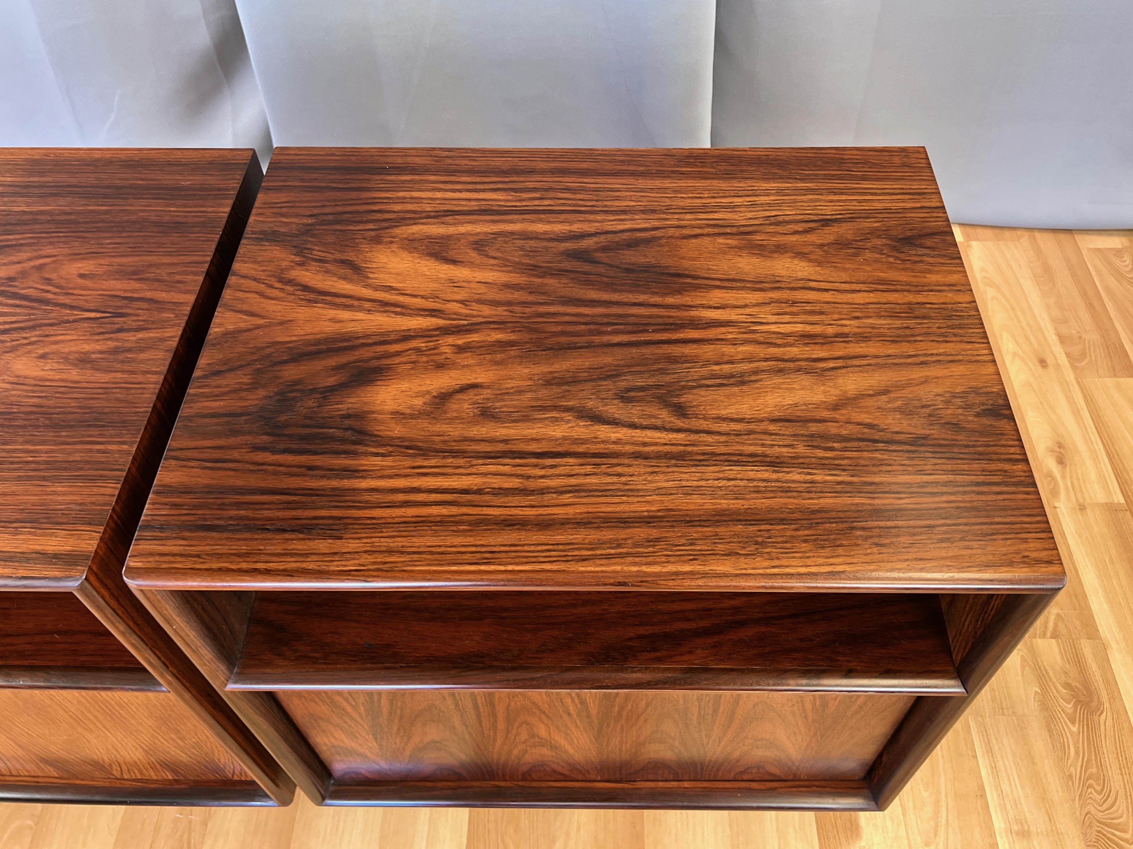 Pair of Westnofa-Style Rosewood Nightstands with Doors, Norway, c. 1970 10
