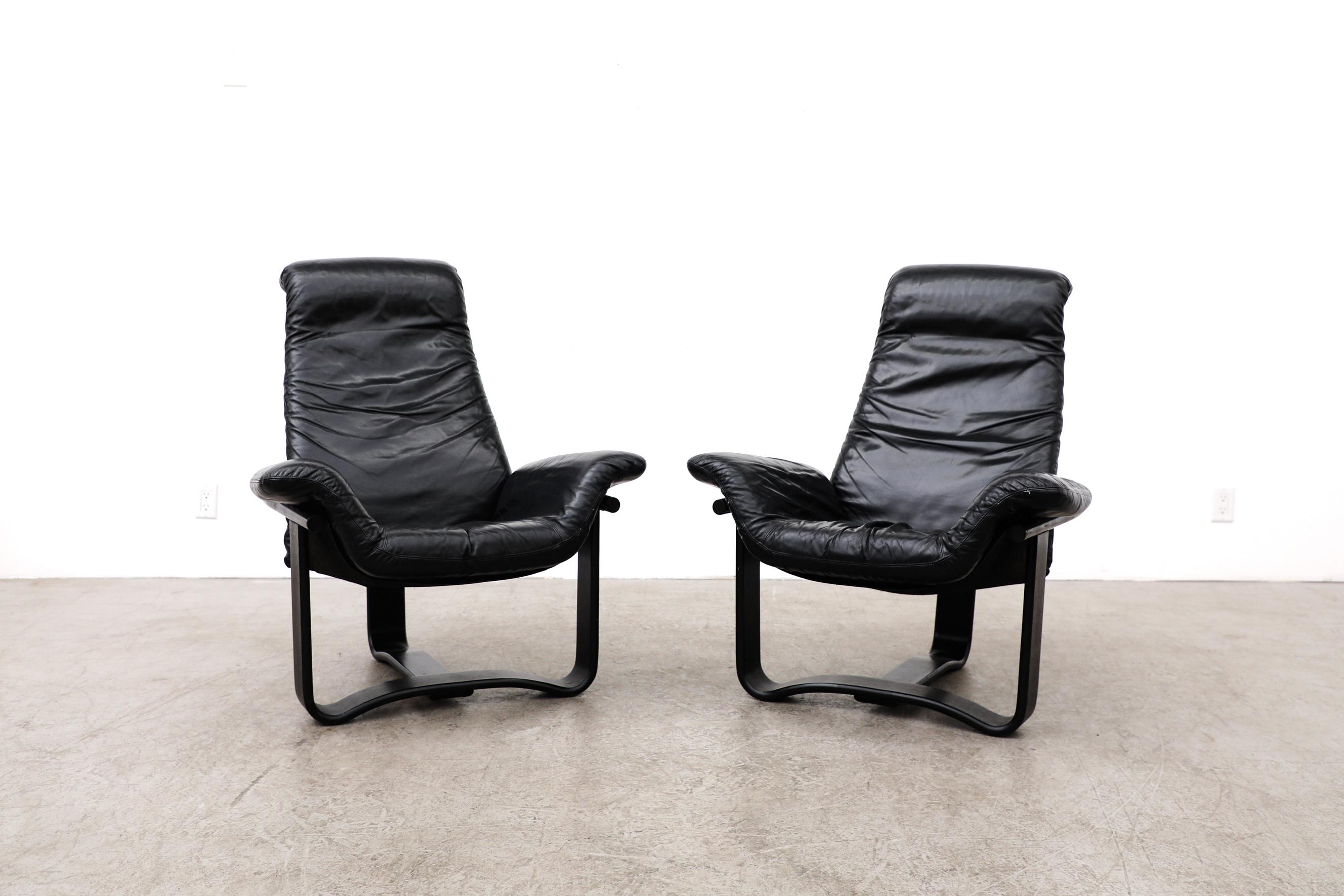 Mid-Century Modern Pair of Westnofa Vestlandske Black Leather and Bentwood Lounge Chairs