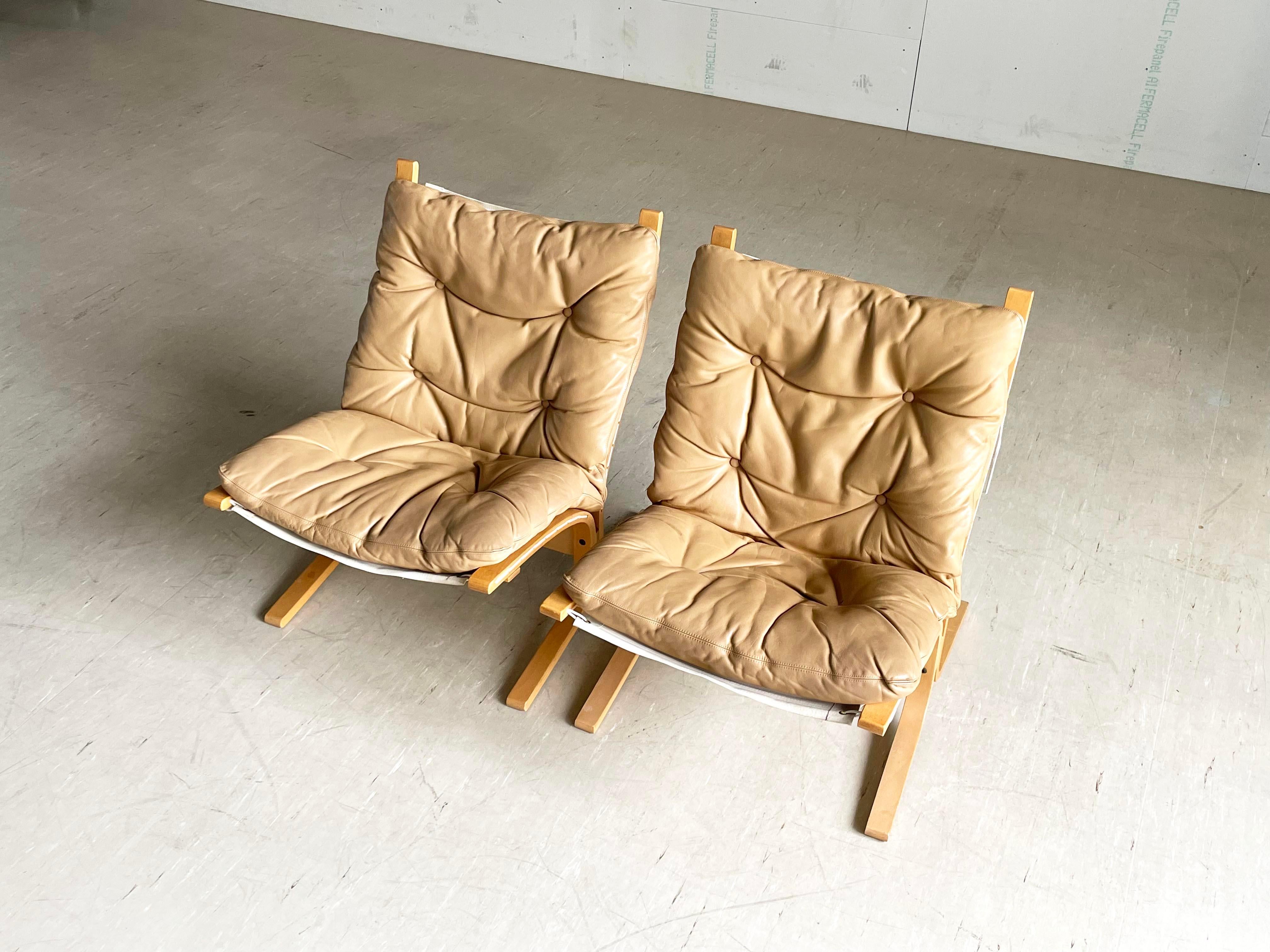 Leather Pair of Westnova Ingmar Relling 'Siesta' Lounge Chairs