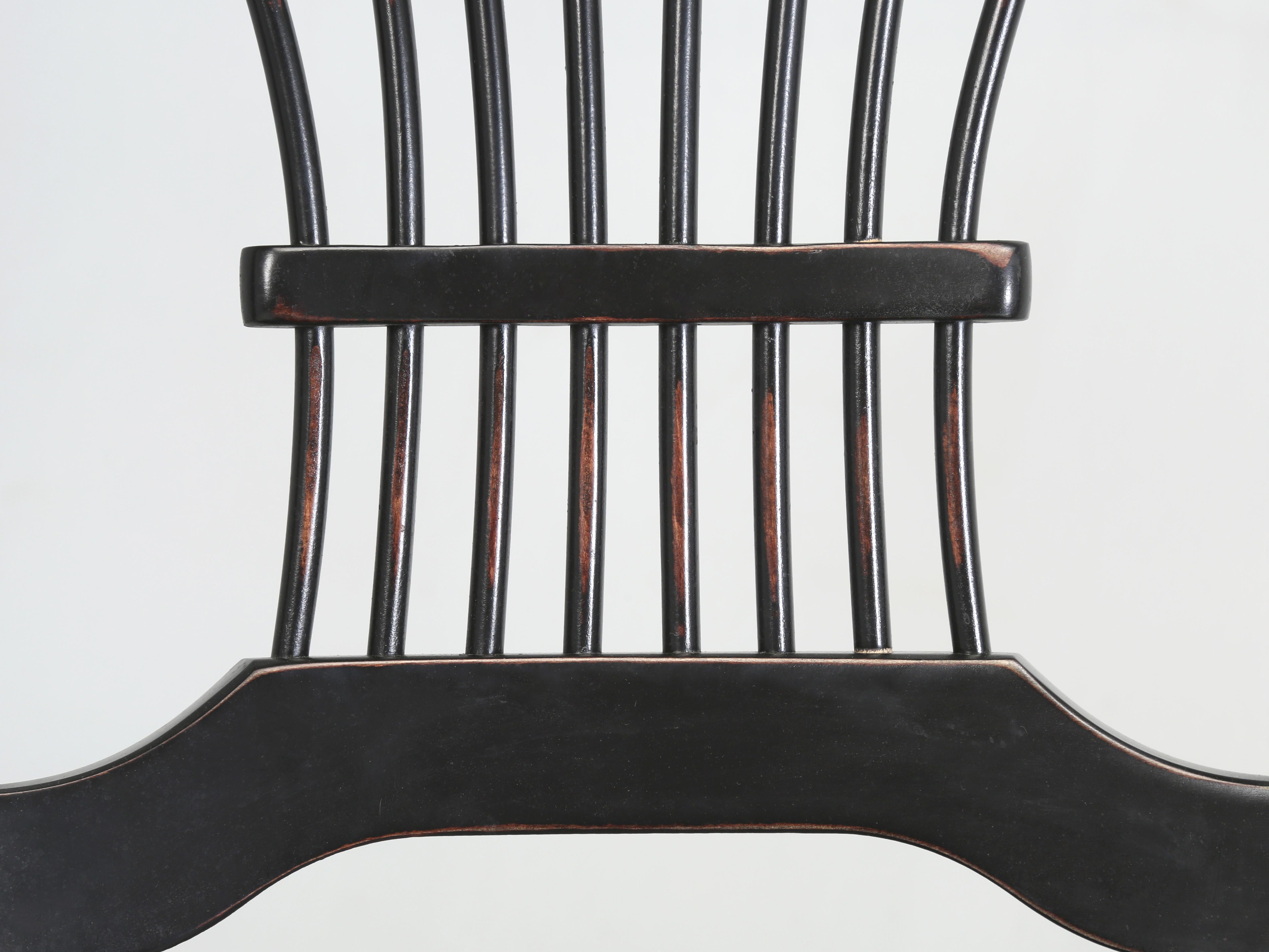 Pair of Wheatback Style Counter Stools in Black Made in England In Good Condition For Sale In Chicago, IL