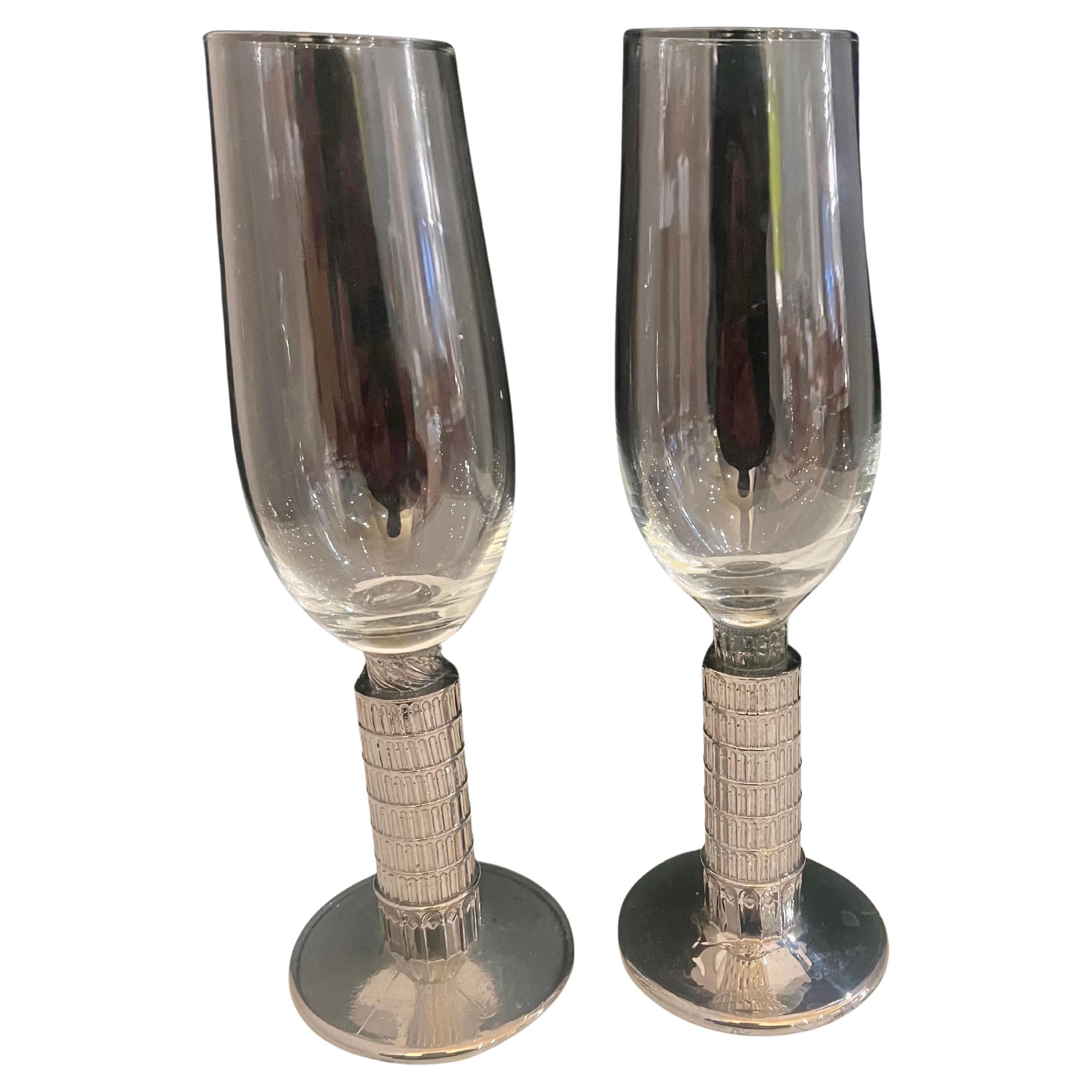 Par de Copas de Vino de la Caprichosa Torre de Pisa