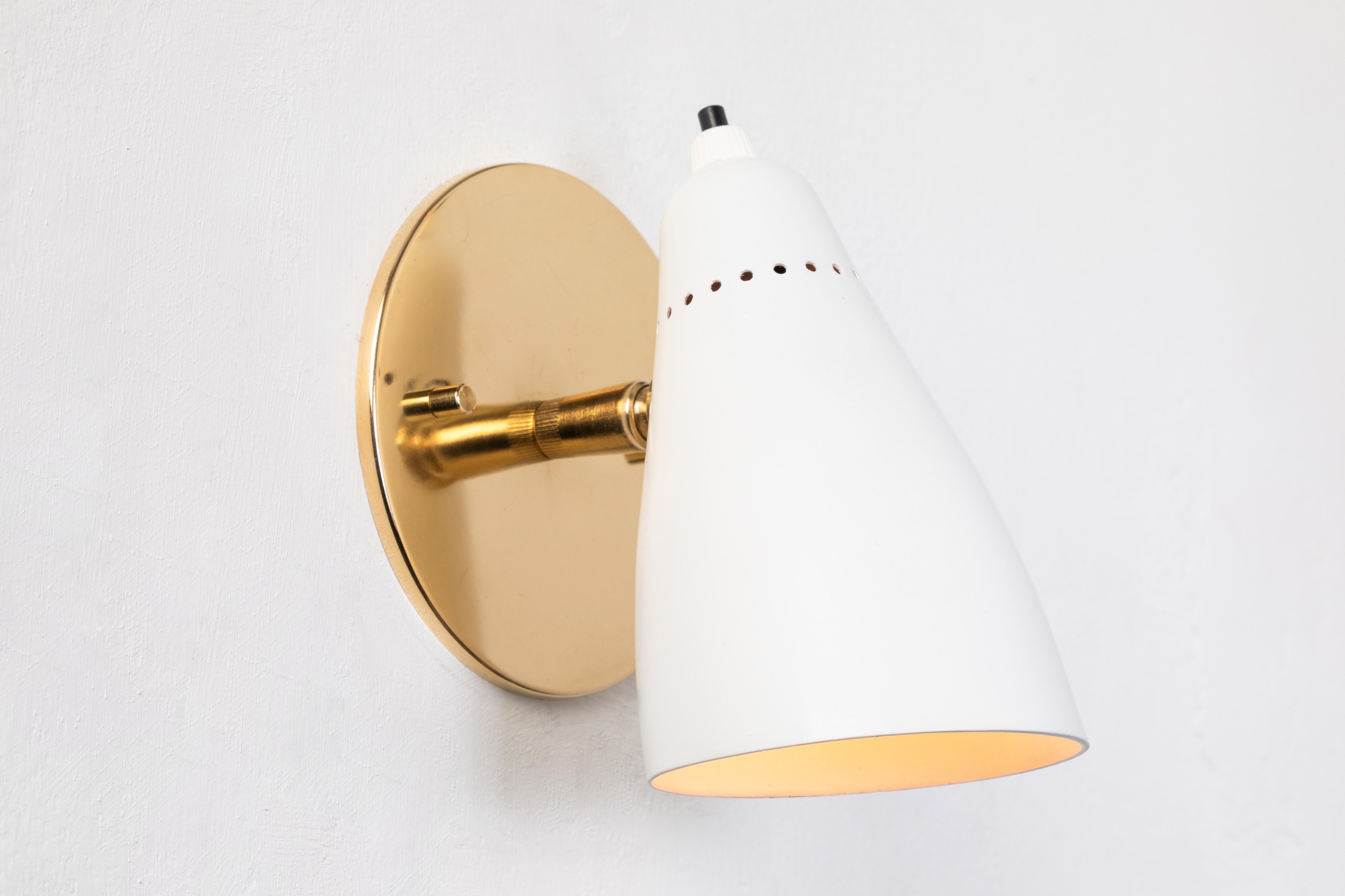 Mid-20th Century Pair of White 1950s Giuseppe Ostuni Articulating Sconces for O-Luce