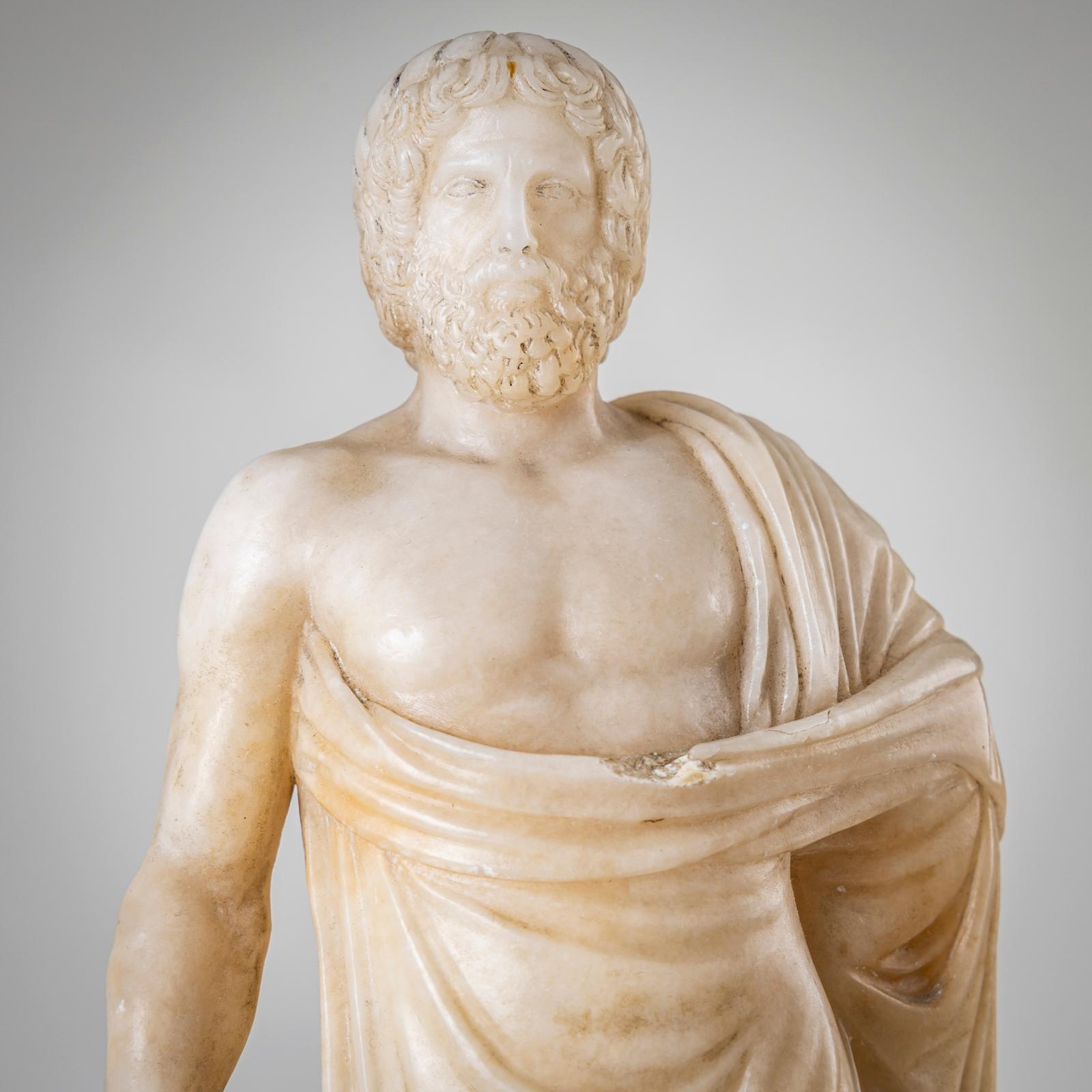 Coppia di sculture in alabastro bianco, seconda metà del XIX secolo in vendita 8