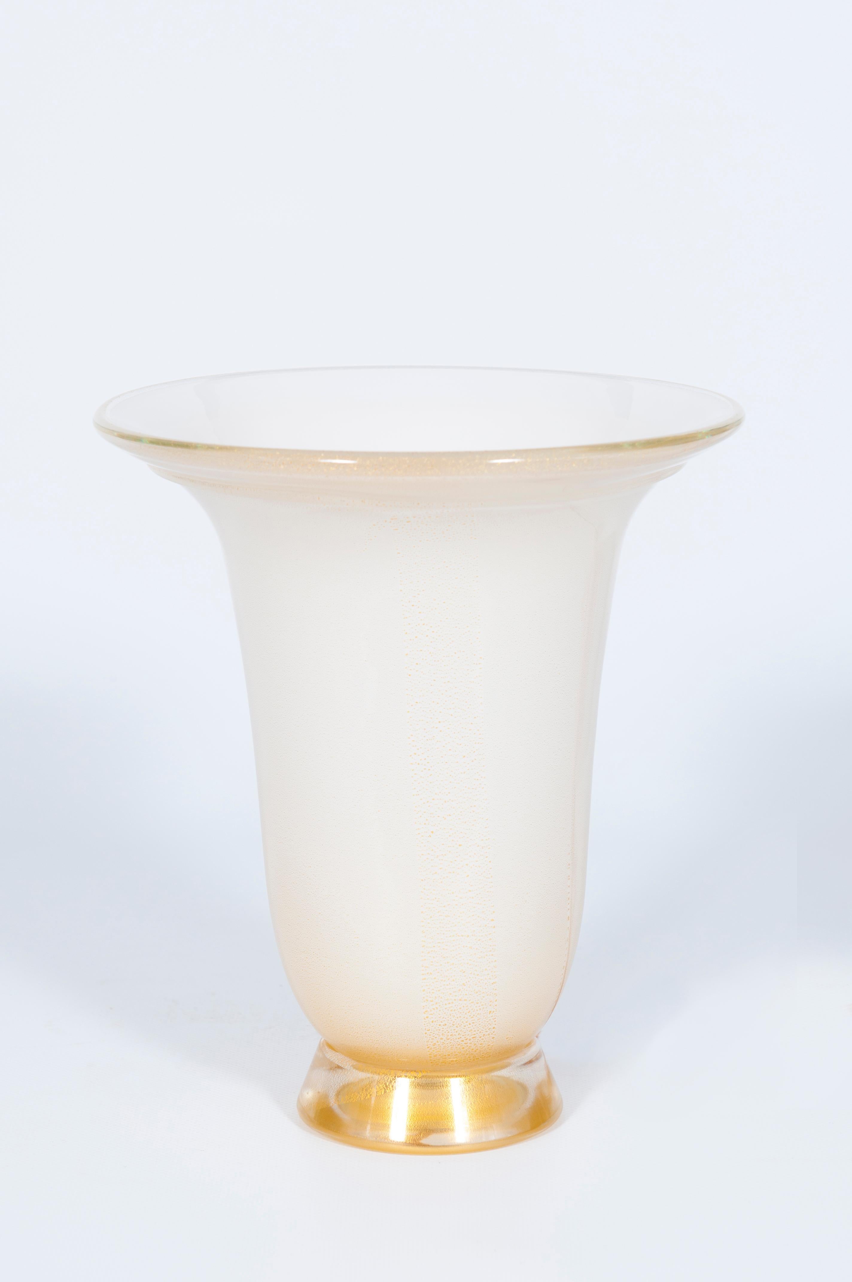 Paar italienische Muranoglas-Tischlampen in Weiß und Gold, Barovier, 1980er Jahre (Moderne) im Angebot