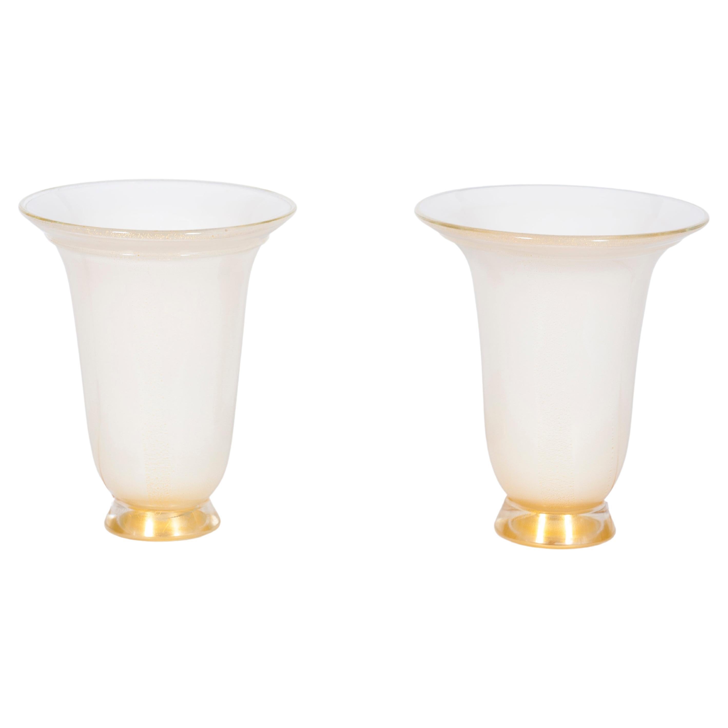 Paar italienische Muranoglas-Tischlampen in Weiß und Gold, Barovier, 1980er Jahre