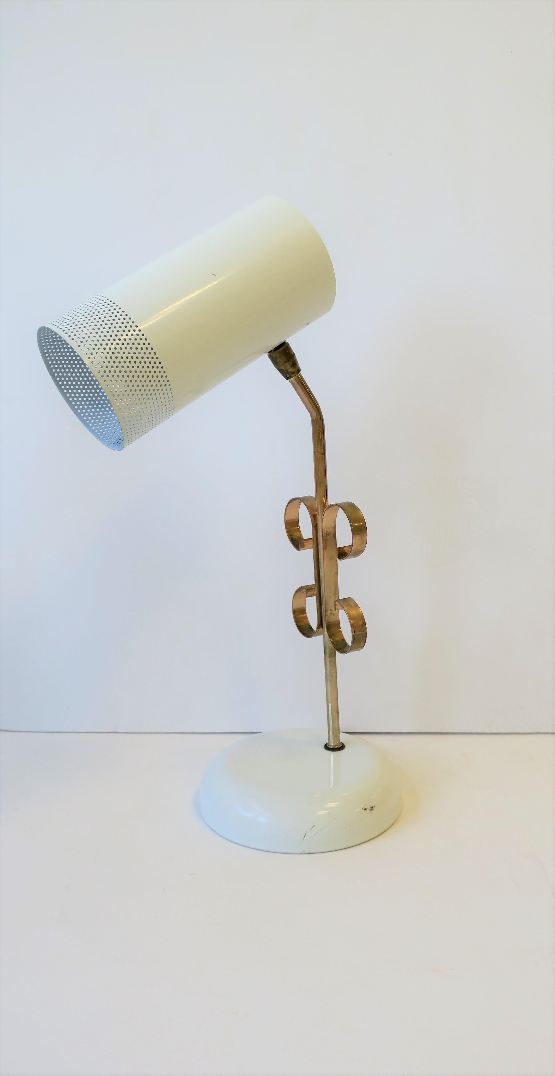 Modern White and Rose Pink Metal Table or Desk Lamps, 1970s, Pair 5