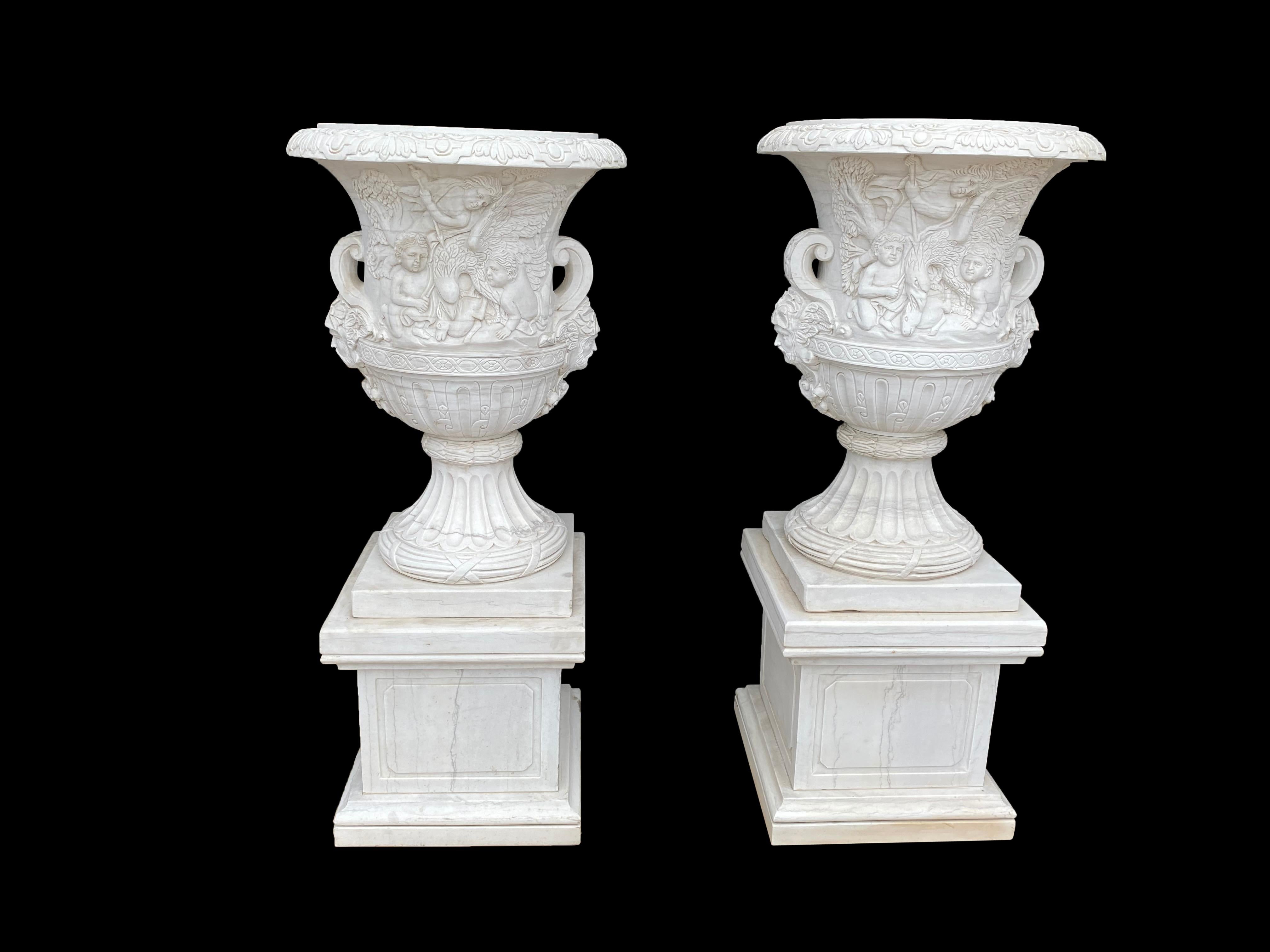 Italian Pair of White Carrara Marble Campana-form Urns, 21st Century For Sale