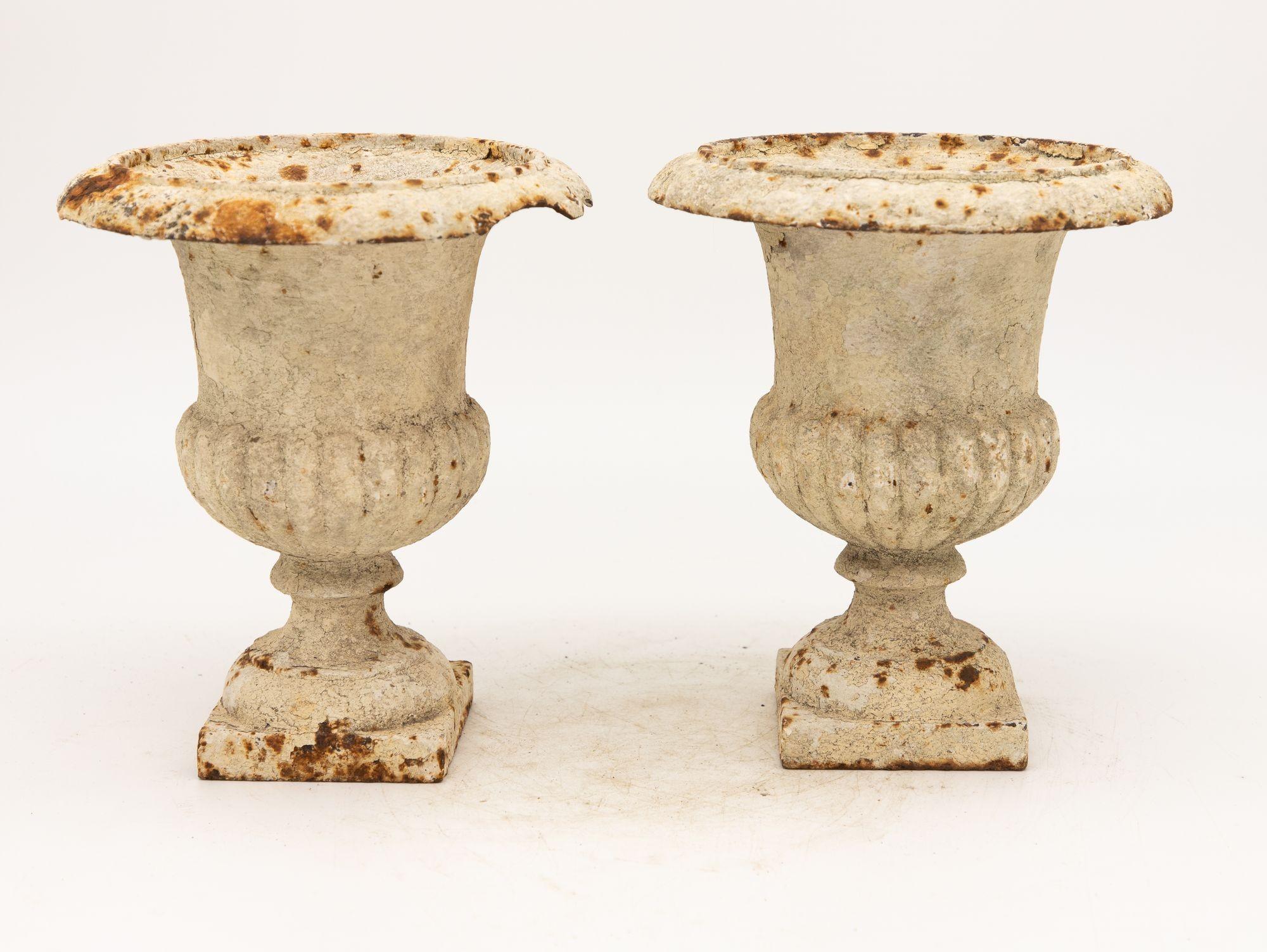Pair of White Cast Iron Urns, French Early 20th Century For Sale 2
