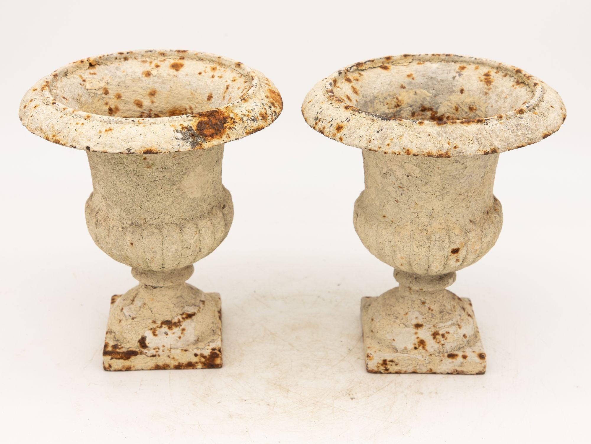 Pair of White Cast Iron Urns, French Early 20th Century For Sale 4