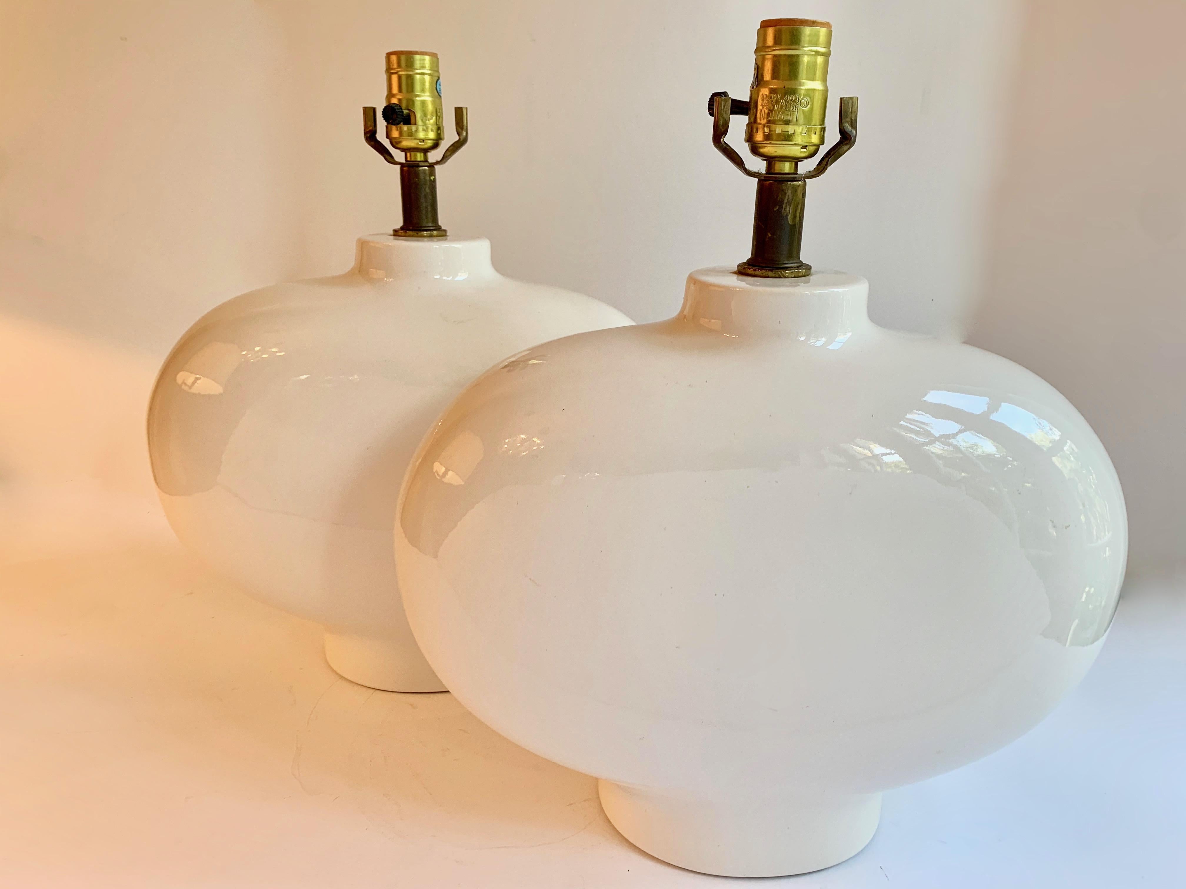 Modern Pair of White Ceramic Lamps