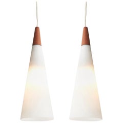 Coppia di ciondoli a cono di colore bianco di Holmegaard