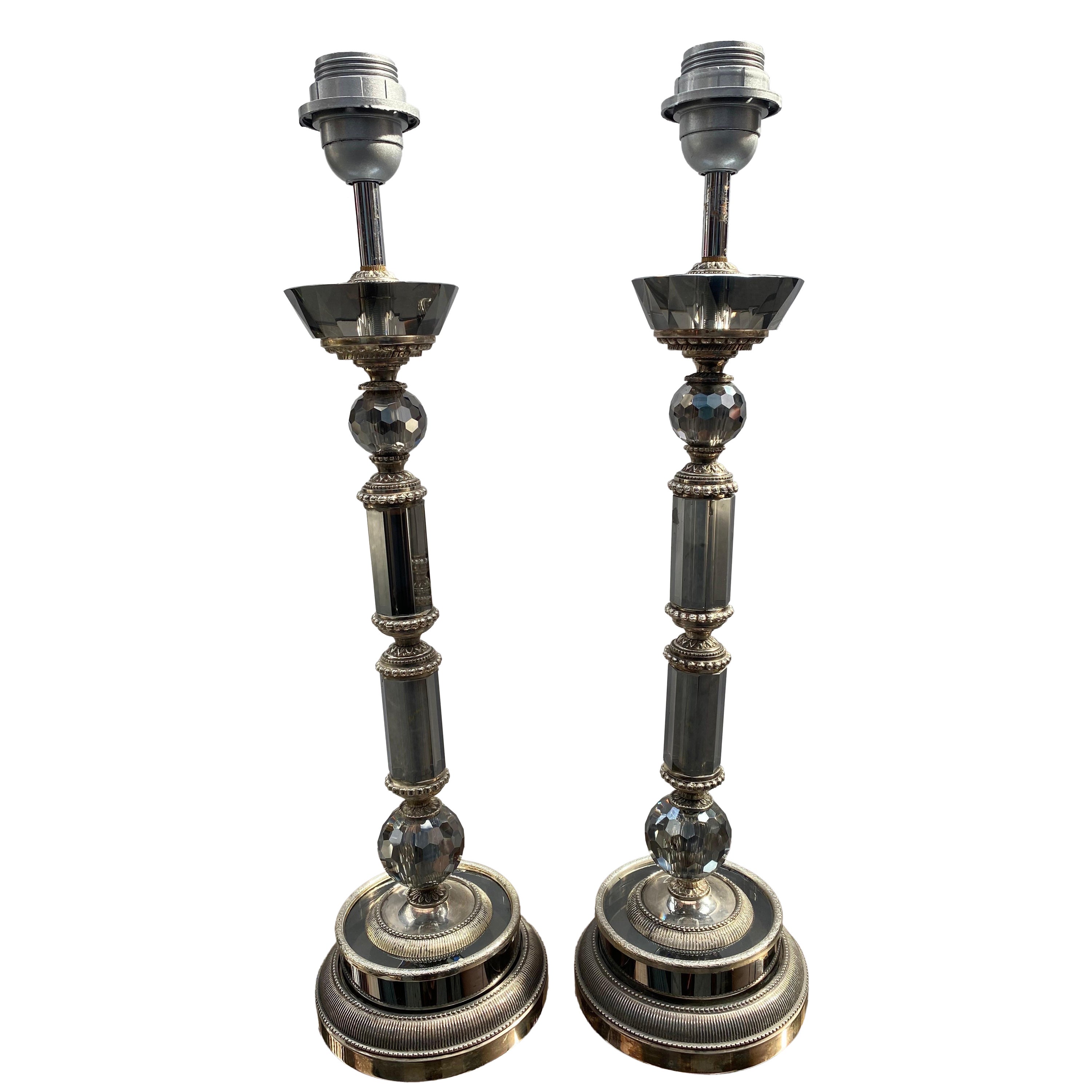 Paire de socles de lampe en cristal blanc avec bronze argenté en vente