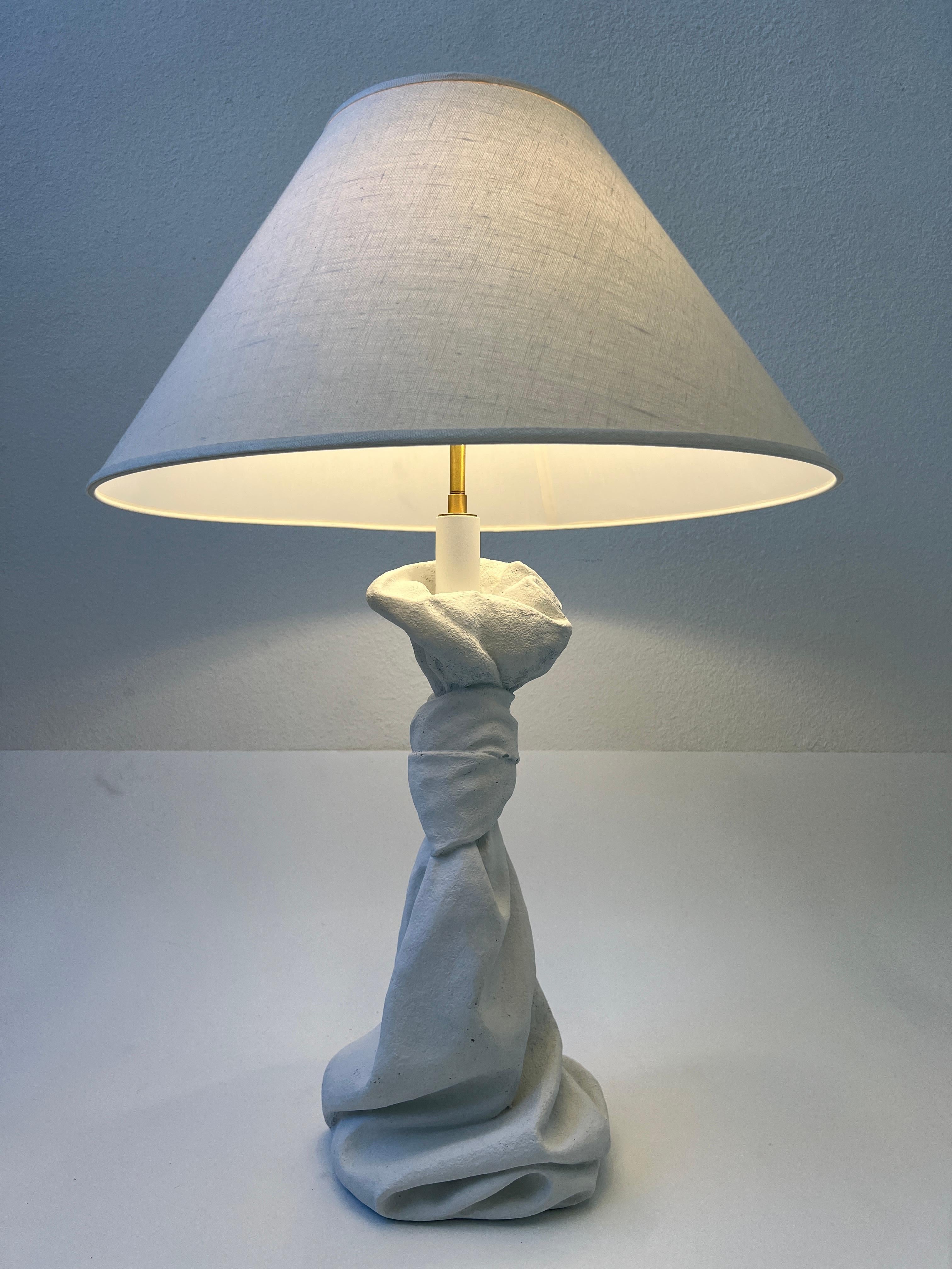 Pair of White Draped Plaster and Brass Table Lamps In Good Condition For Sale In Palm Springs, CA